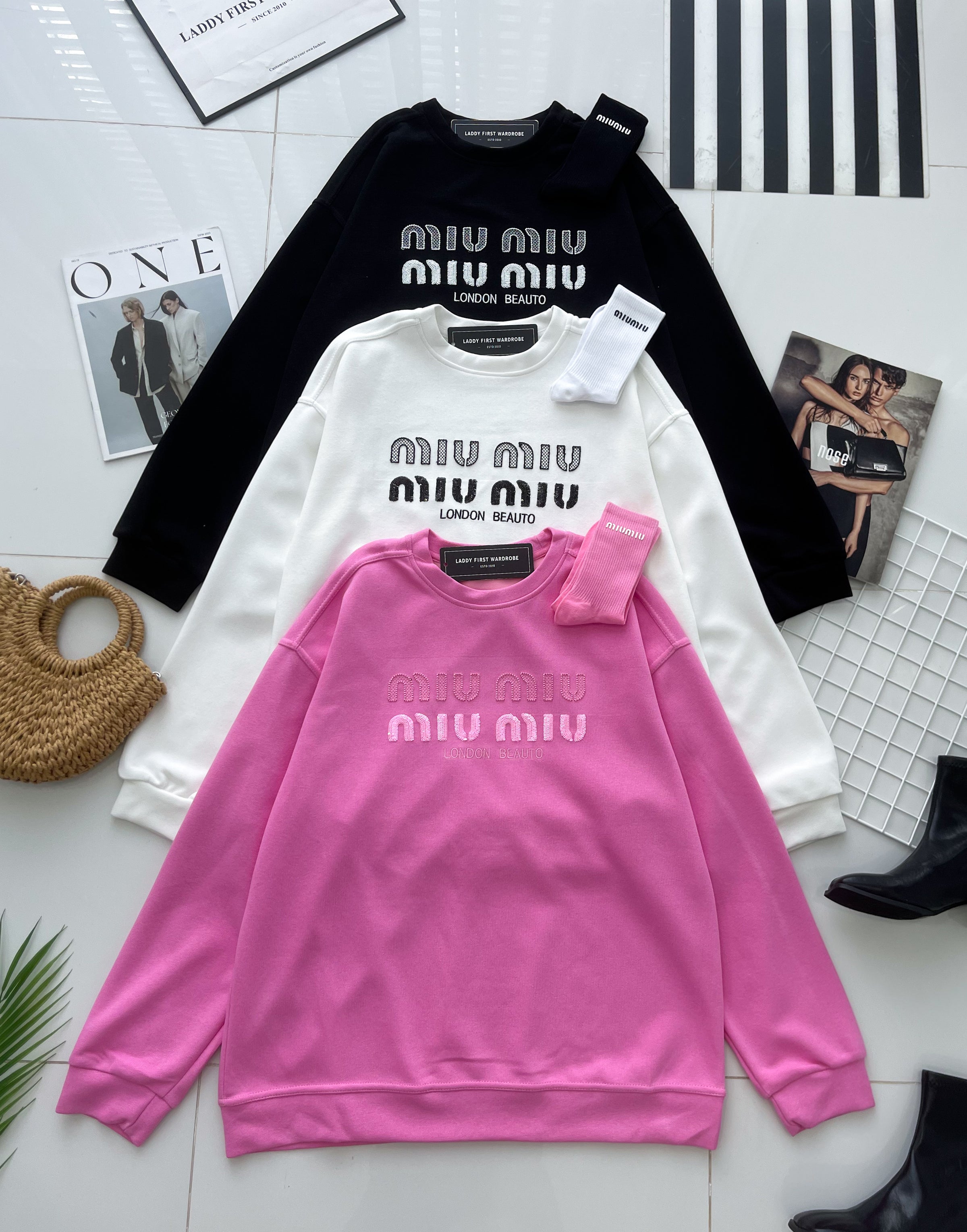 【O80221】高品质三件套男女同款厚实卫衣棉Oversized 潮流时尚长袖上衣 ❤️❤️上衣👕➕袜子🧦【A-RU10】