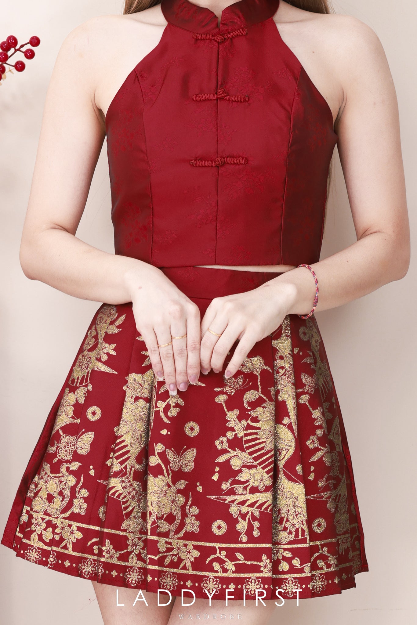 【SS21840 / 388617】高品质两件式高贵贵气马面裙套装 CUT IN无袖旗袍上衣➕百褶马面裙子，内层有里布短裤 ❤️❤️