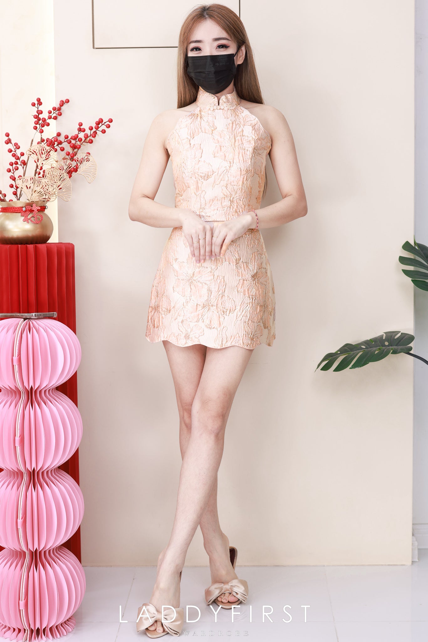 【SS528042】高品质两件式浮雕提花旗袍套装 CUT IN无袖提花旗袍上衣➕提花高腰裙子，内层有里布短裤 ❤️❤️