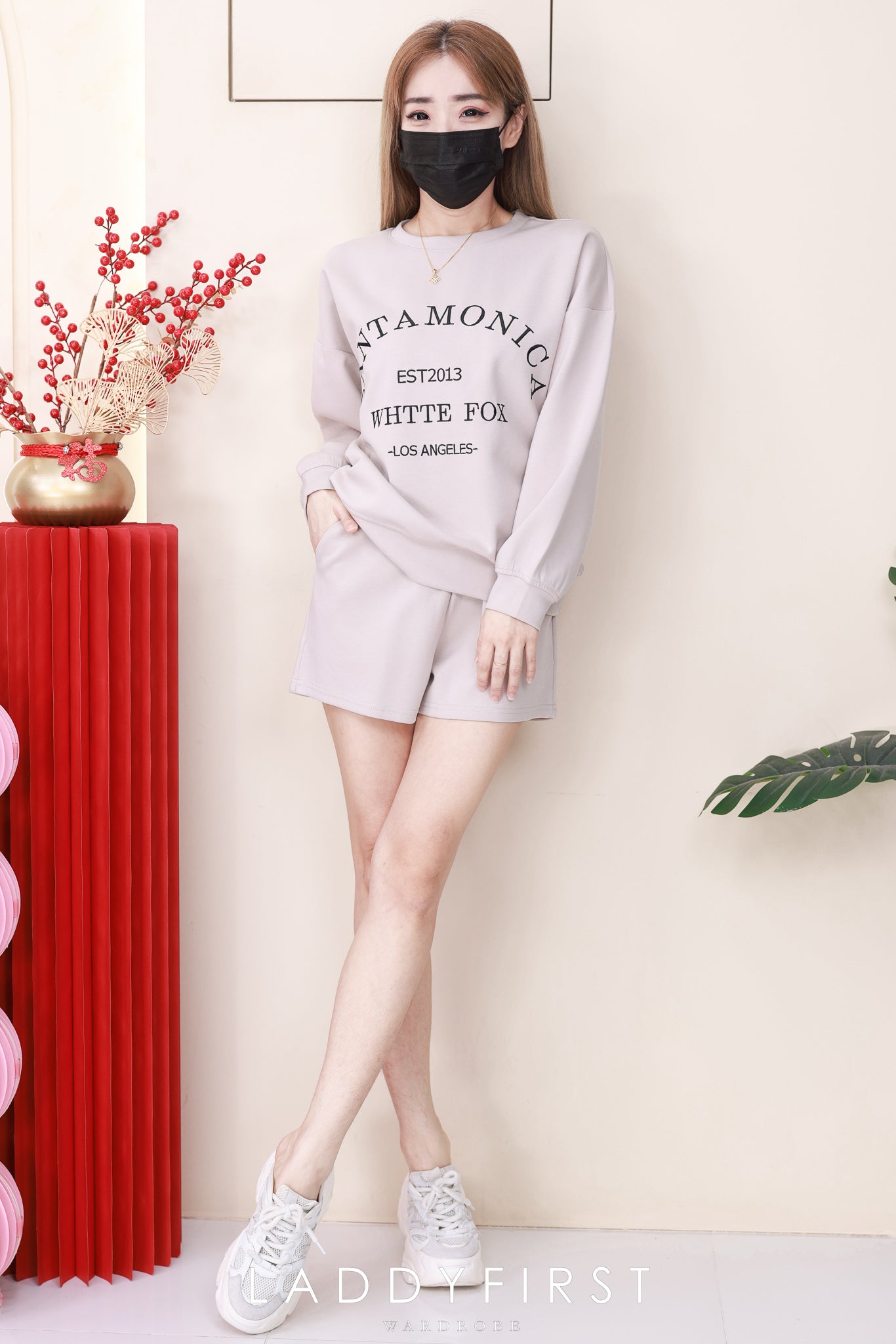 【SS3544】🌟推荐🌟【LFW独家小圆饼】高品质空气棉质宽松版简约休闲套装 宽松版刺绣字母长袖上衣➕松紧腰弹力休闲百搭短裤，有口袋 ❤️❤️