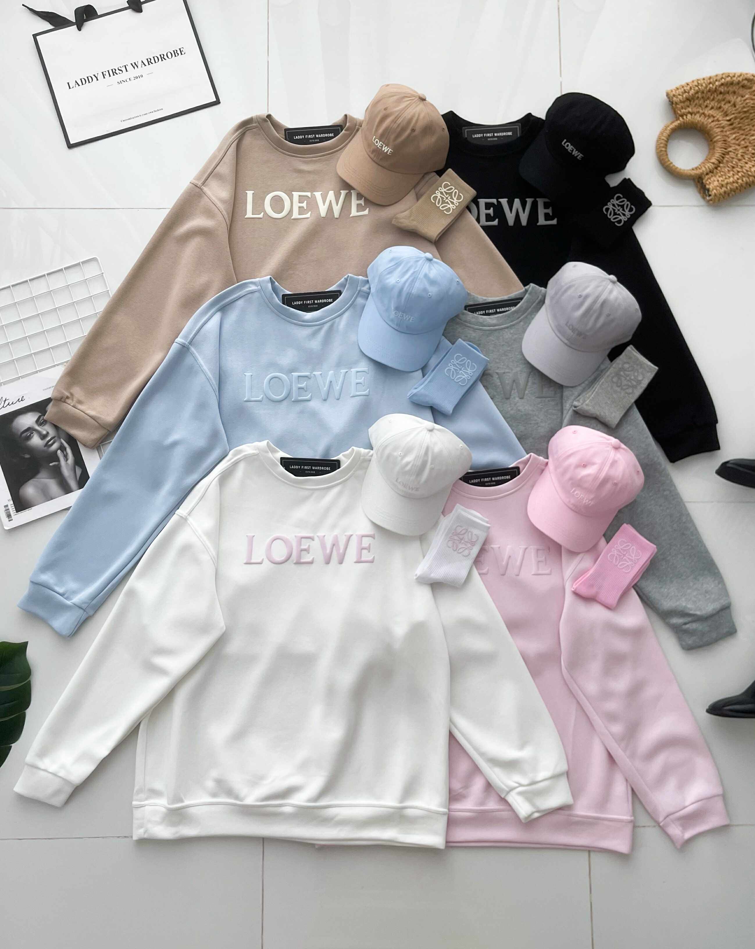 【O80222】高品质三件套男女同款厚实卫衣棉Oversized 潮流时尚长袖上衣 ❤️❤️ 上衣👕➕帽子🧢➕袜子🧦