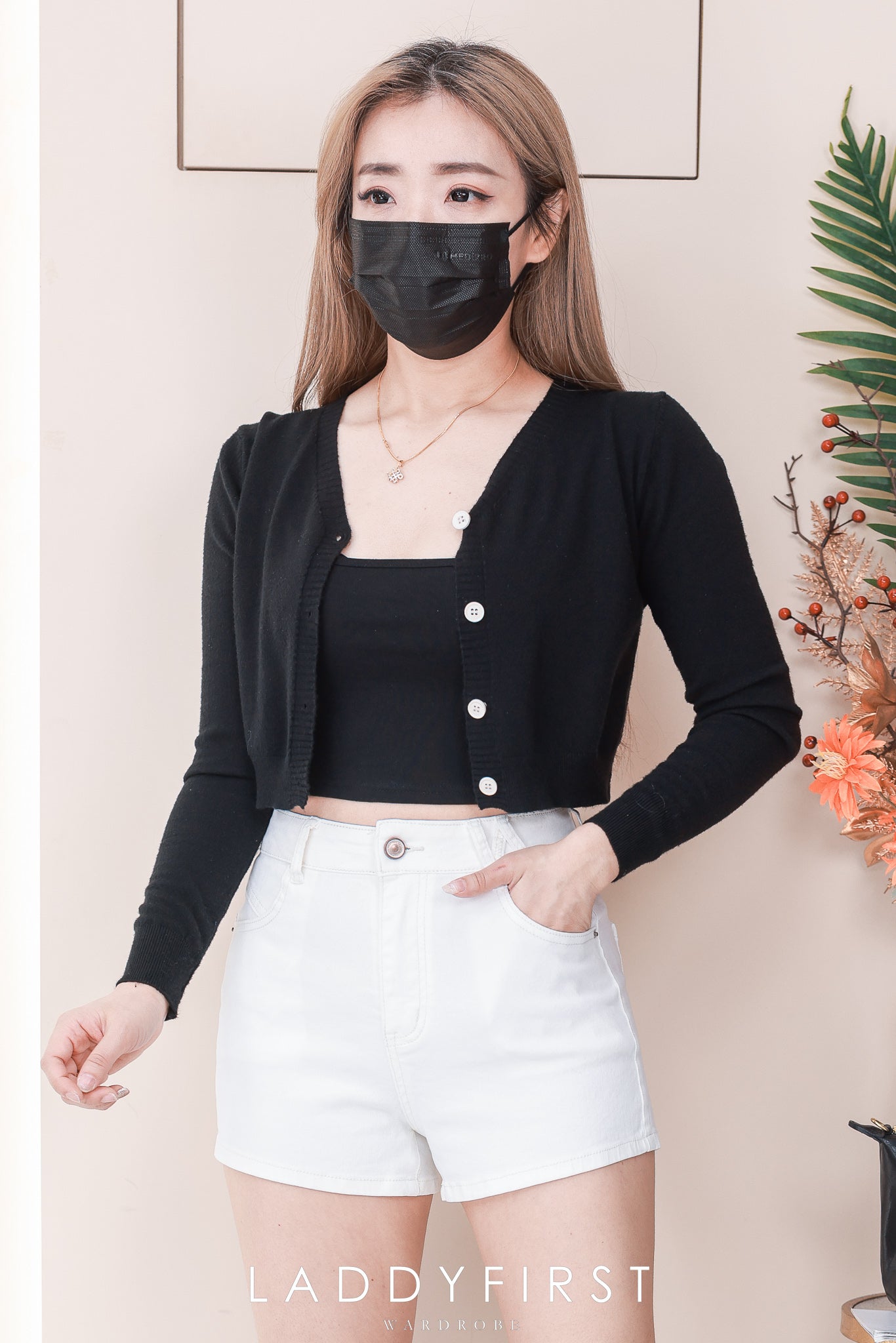 【S8113】高品质COTTON JEANS牛仔弹力日常简约休闲百搭短裤，有口袋 ❤️❤️