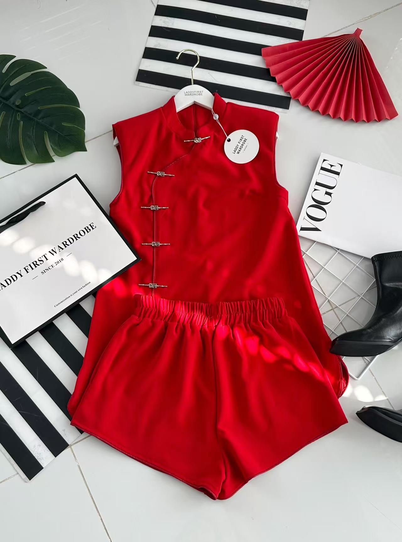 【SS3481】【LFW独家小圆饼】高品质两件式减龄洋气时尚新中式国风西装旗袍套装 排盘扣无袖旗袍连衣裙➕松紧腰弹力高腰百搭短裤，有口袋 ❤️❤️