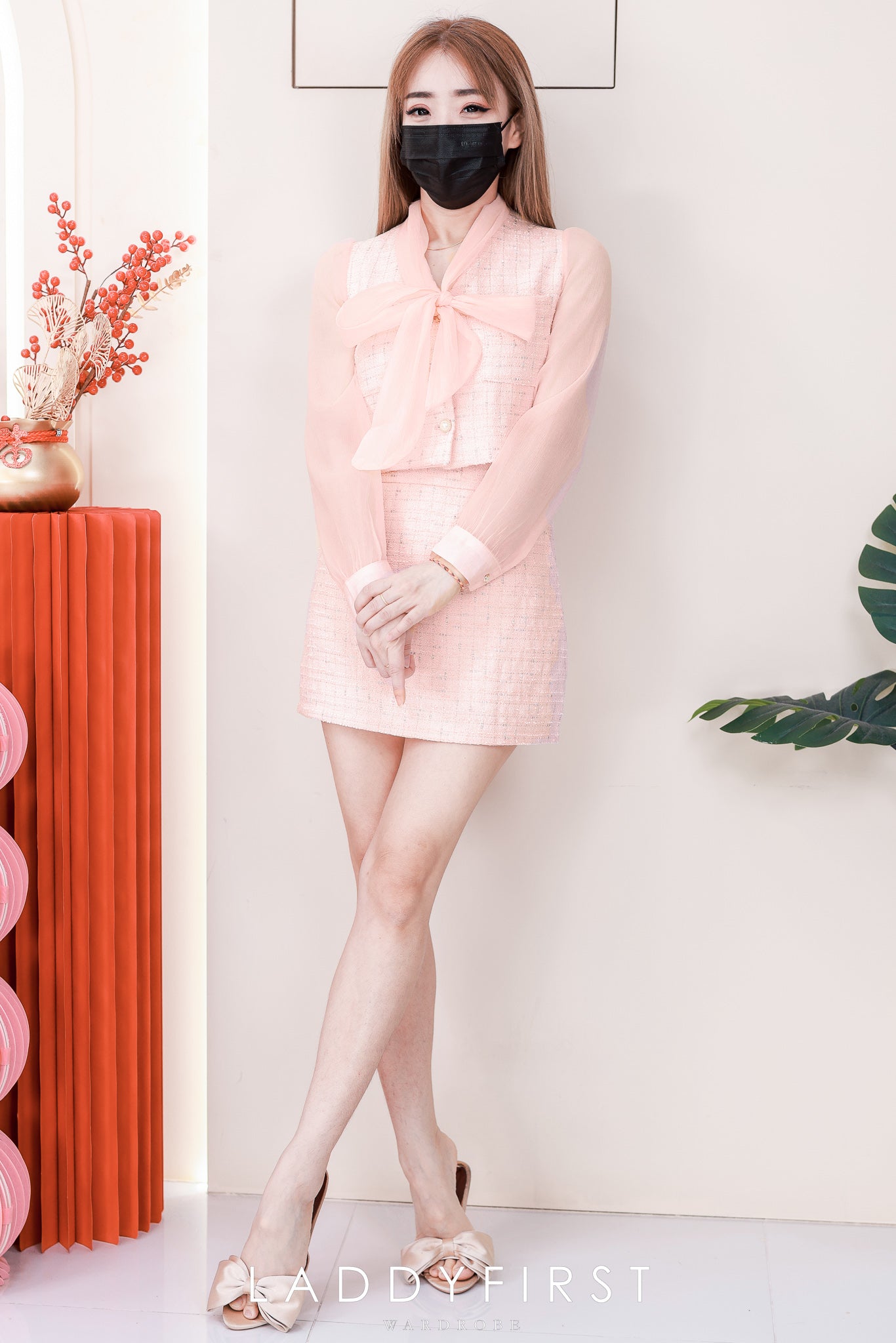 【SS21801 / 37653】高品质两件式轻奢名媛款小香风套装 小香风拼接雪纺长袖上衣➕小香风高腰裙子，内层有里布短裤，有口袋 ❤️❤️