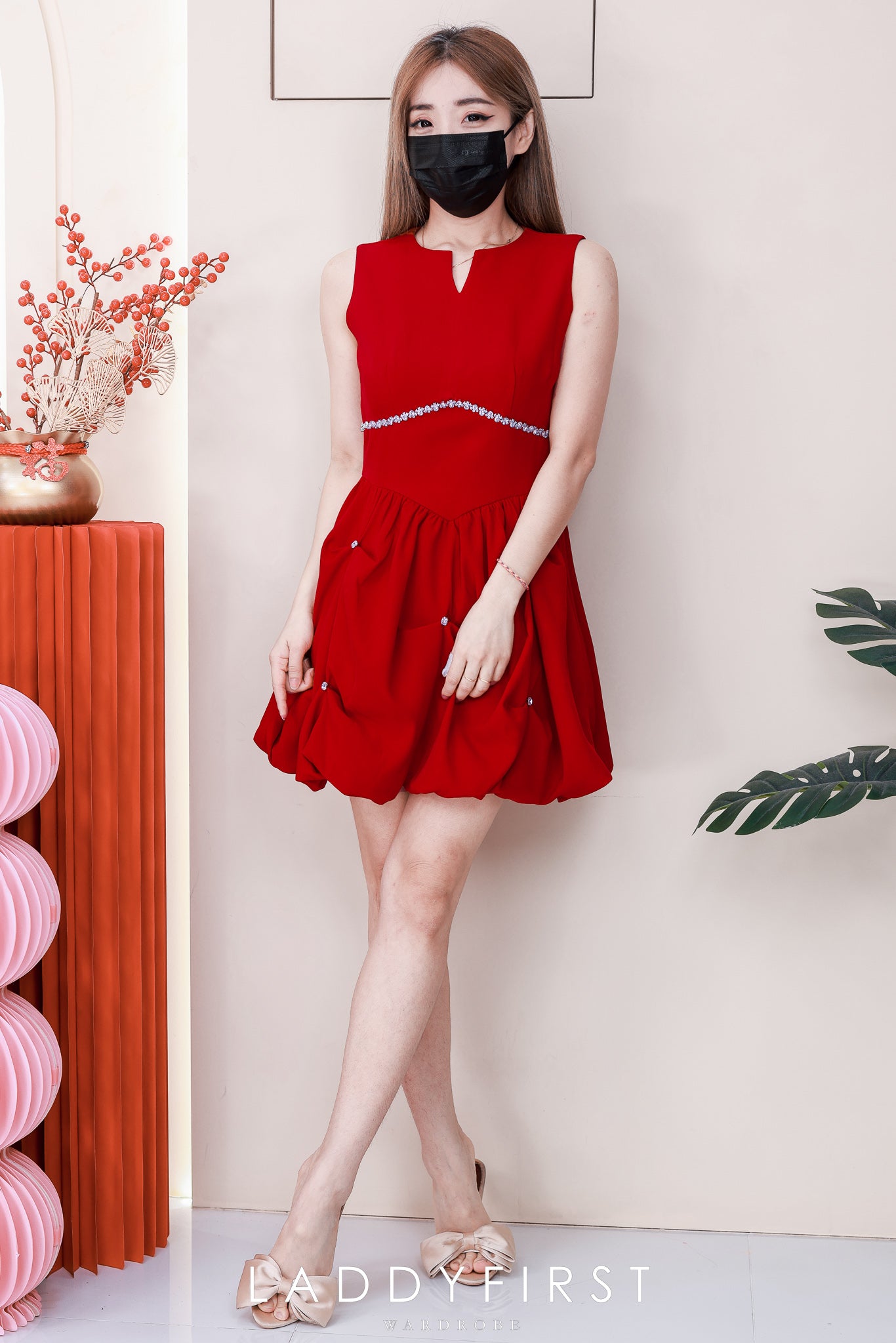 【D81690 / 65236】高品质高端名媛款气质拼接钻石花苞连身裙子 ❤❤