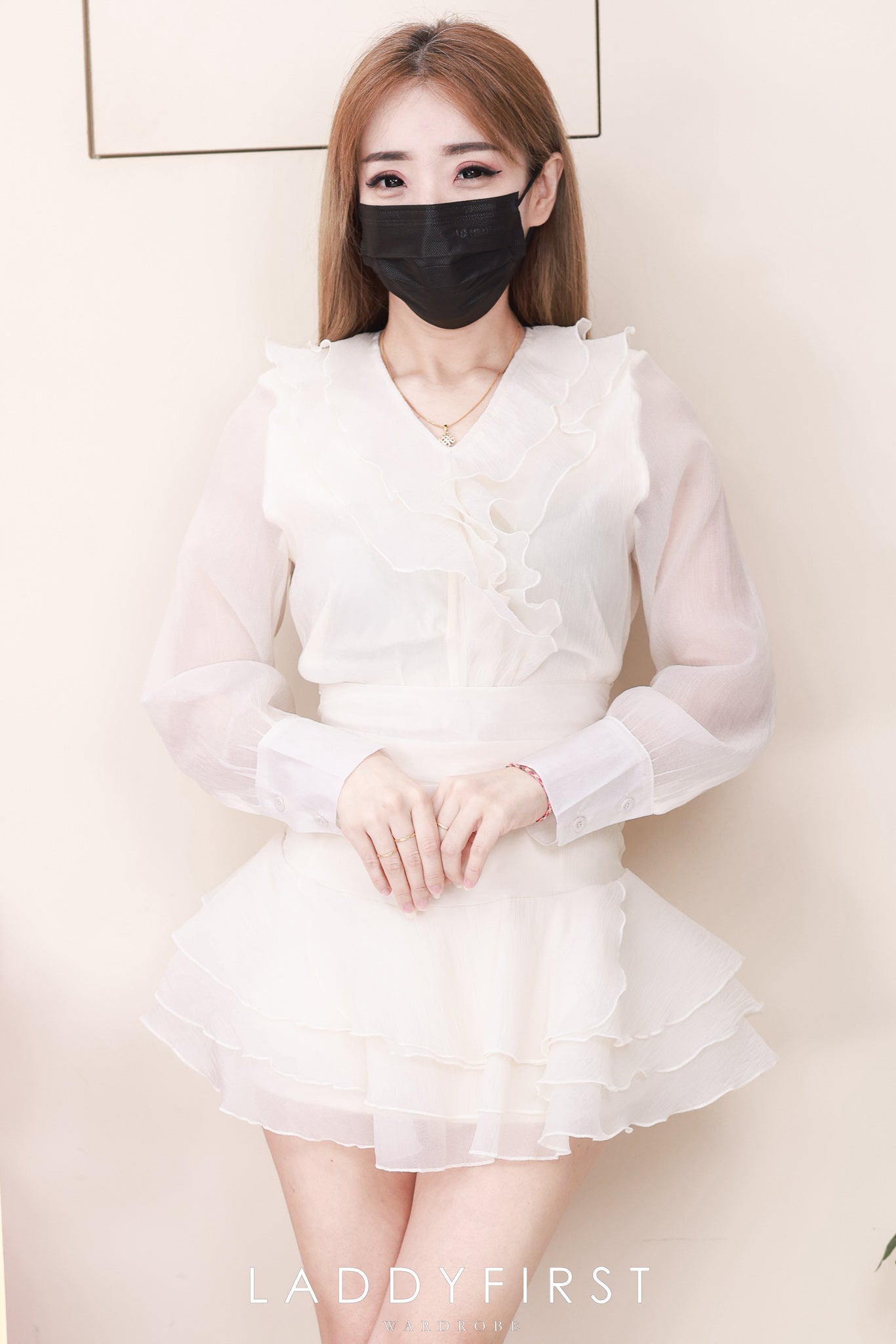 【SS6510】高品质两件式名媛仙气风雪纺套装 花瓣点缀雪纺长袖上衣➕层次感荷叶边雪纺高腰裙子，内层有里布短裤 ❤️❤️