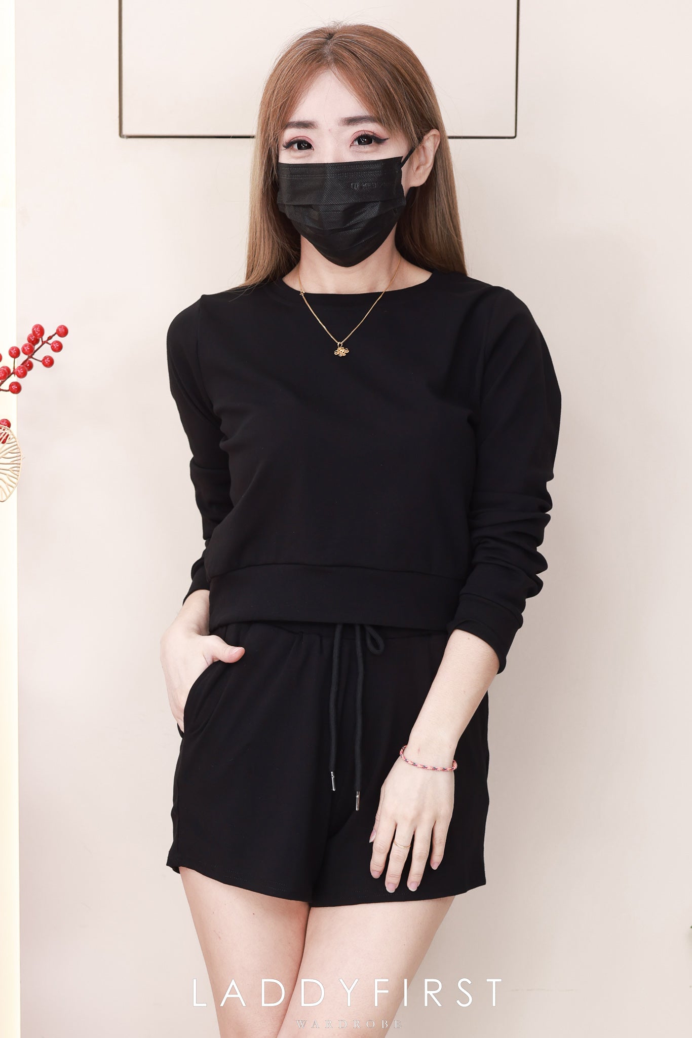 【SS823740】高品质两件式纯棉简约休闲百搭套装 宽松版休闲百搭长袖上衣➕松紧腰弹力休闲短裤，有口袋 ❤️❤️【B-R1-C4】