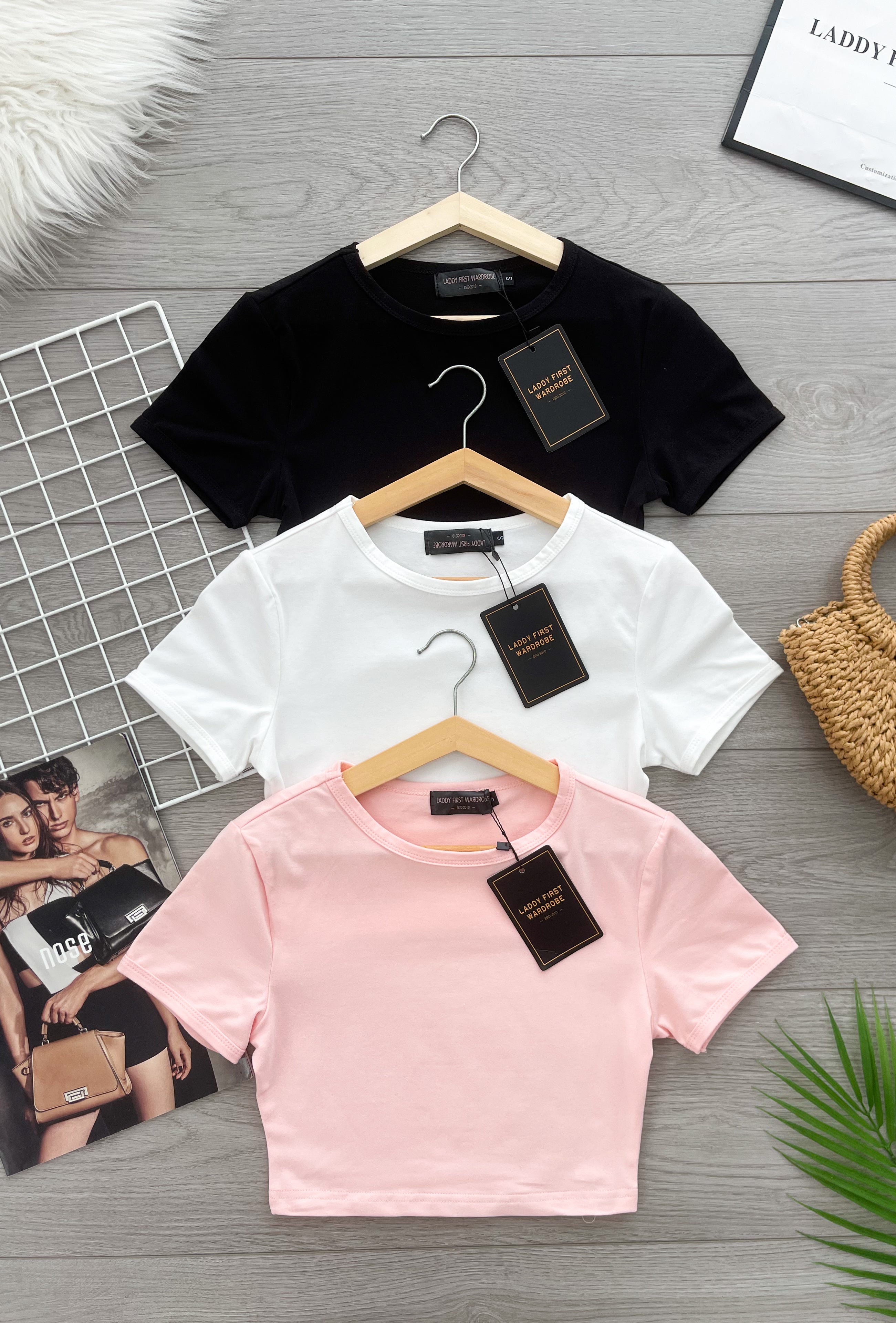 【T3543】独家爆款高品质百搭必备款纯棉弹力短版百搭短袖上衣 ❤❤