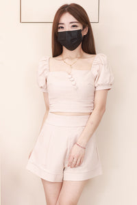 【SS3493】🧧 宠粉福利回馈 🧧【LFW独家小圆饼】高品质两件式简约时尚西装百搭套装 泡泡袖短版时装西装上衣➕西装高腰百搭短裤，有口袋 ❤️❤️