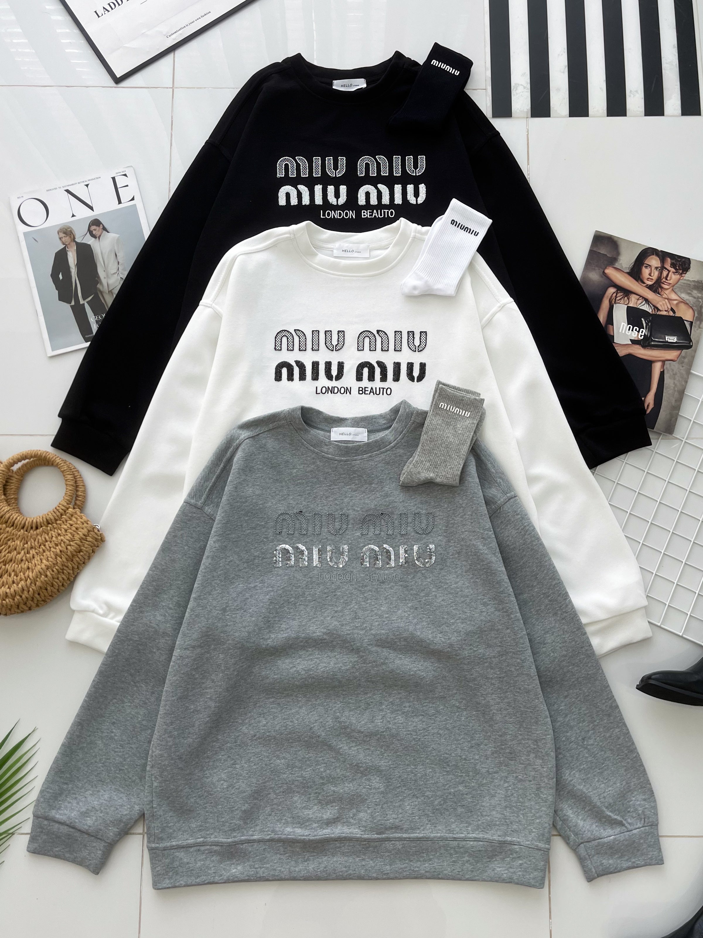 【O80221】高品质三件套男女同款厚实卫衣棉Oversized 潮流时尚长袖上衣 ❤️❤️上衣👕➕袜子🧦【A-RU10】