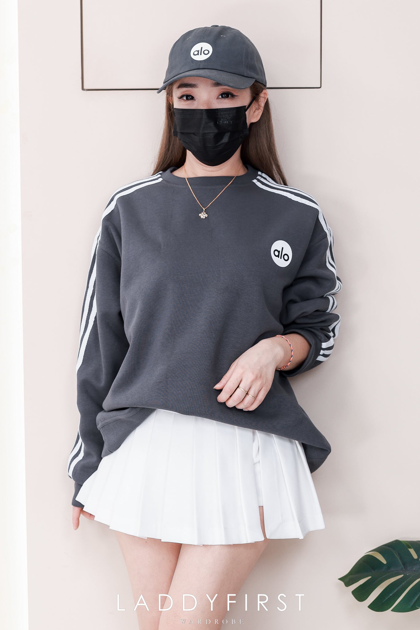 【O80111-1】⚡补货预订款⚡高品质三件套男女同款厚实卫衣棉Oversized 潮流时尚长袖上衣 ❤️❤️ 上衣👕➕帽子🧢➕袜子🧦