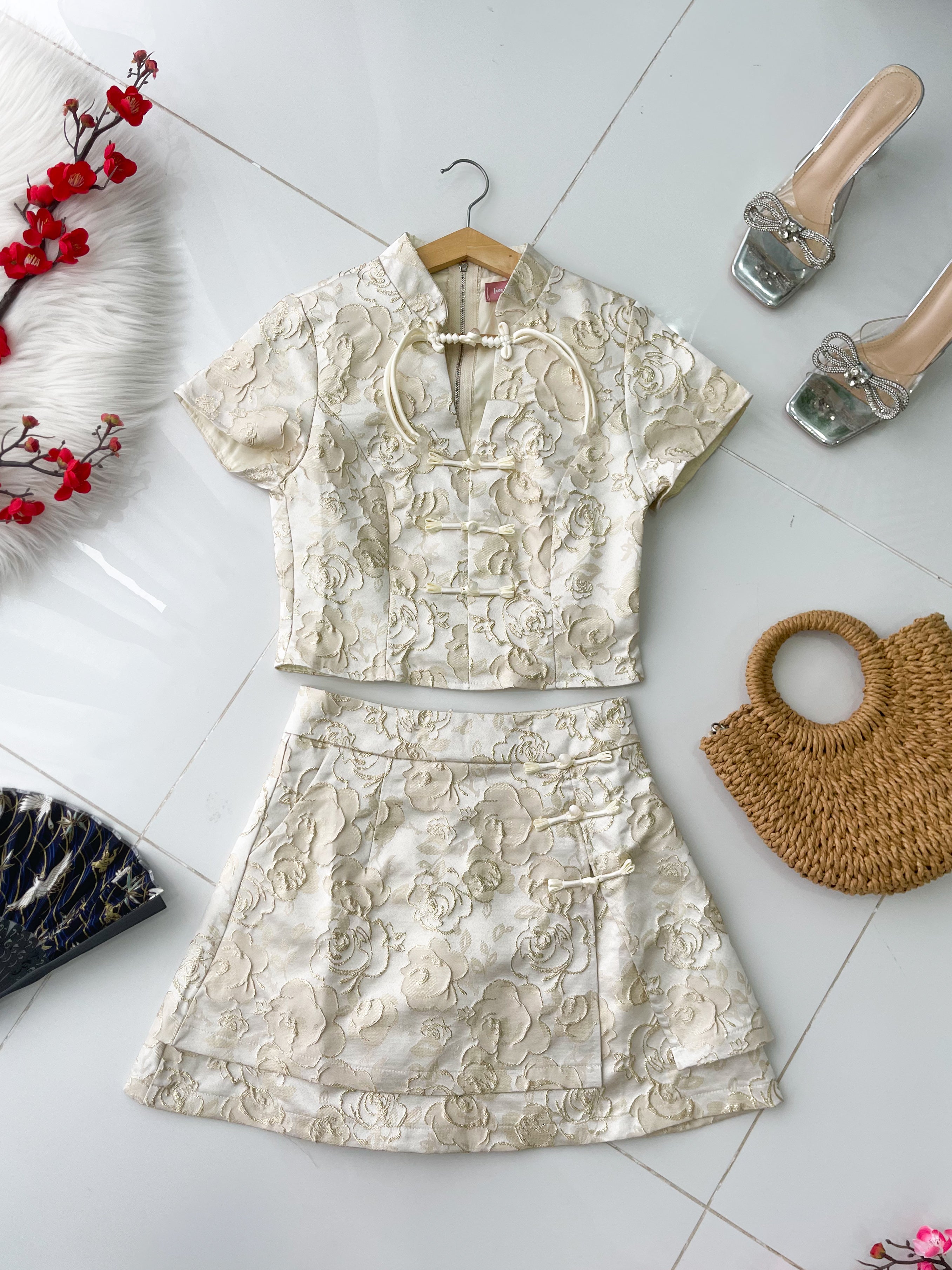 【SS6875】高品质两件式高档气质花开富贵新中式提花旗袍套装 短袖提花旗袍上衣➕提花旗袍高腰裙子，内层有里布短裤 ❤️❤️【A-R1-C4】