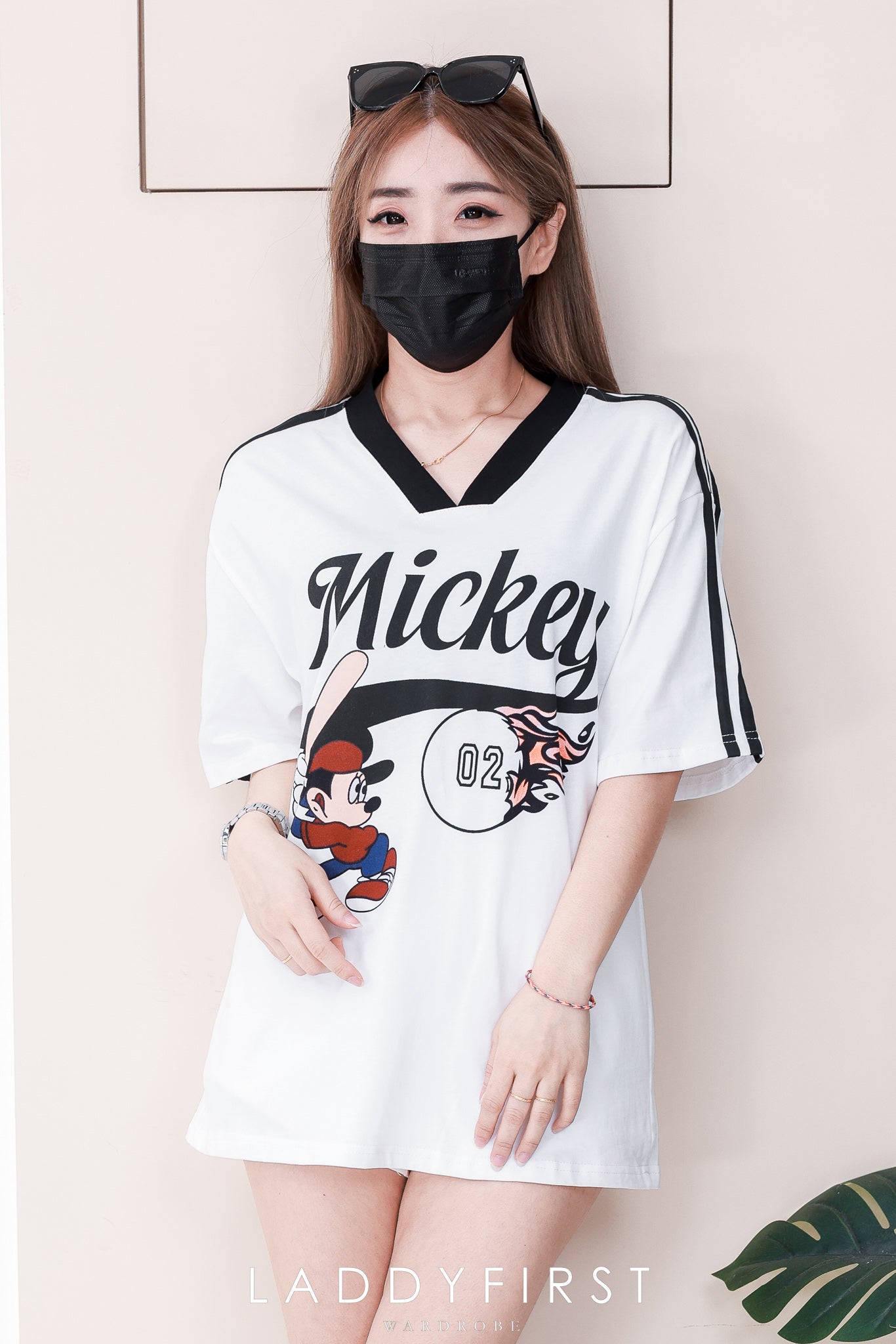 【O1274 / 1329】高品质V领撞色包边米奇印花Oversized 休闲上衣❤❤