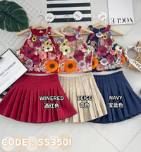 【SS3501】【LFW独家小圆饼】高品质两件式优雅减龄时尚套装 西装拼接立体绣花CUT IN无袖上衣➕学院风西装高腰百褶裙子，内层有里布短裤 ❤️❤️