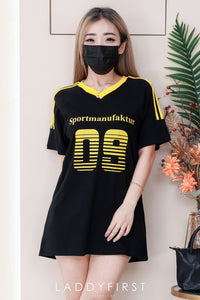 【T14260 / 9062】高品质V领09字母拉线设计纯棉OVERSIZED 上衣 ❤❤ 【B-R2-C4】