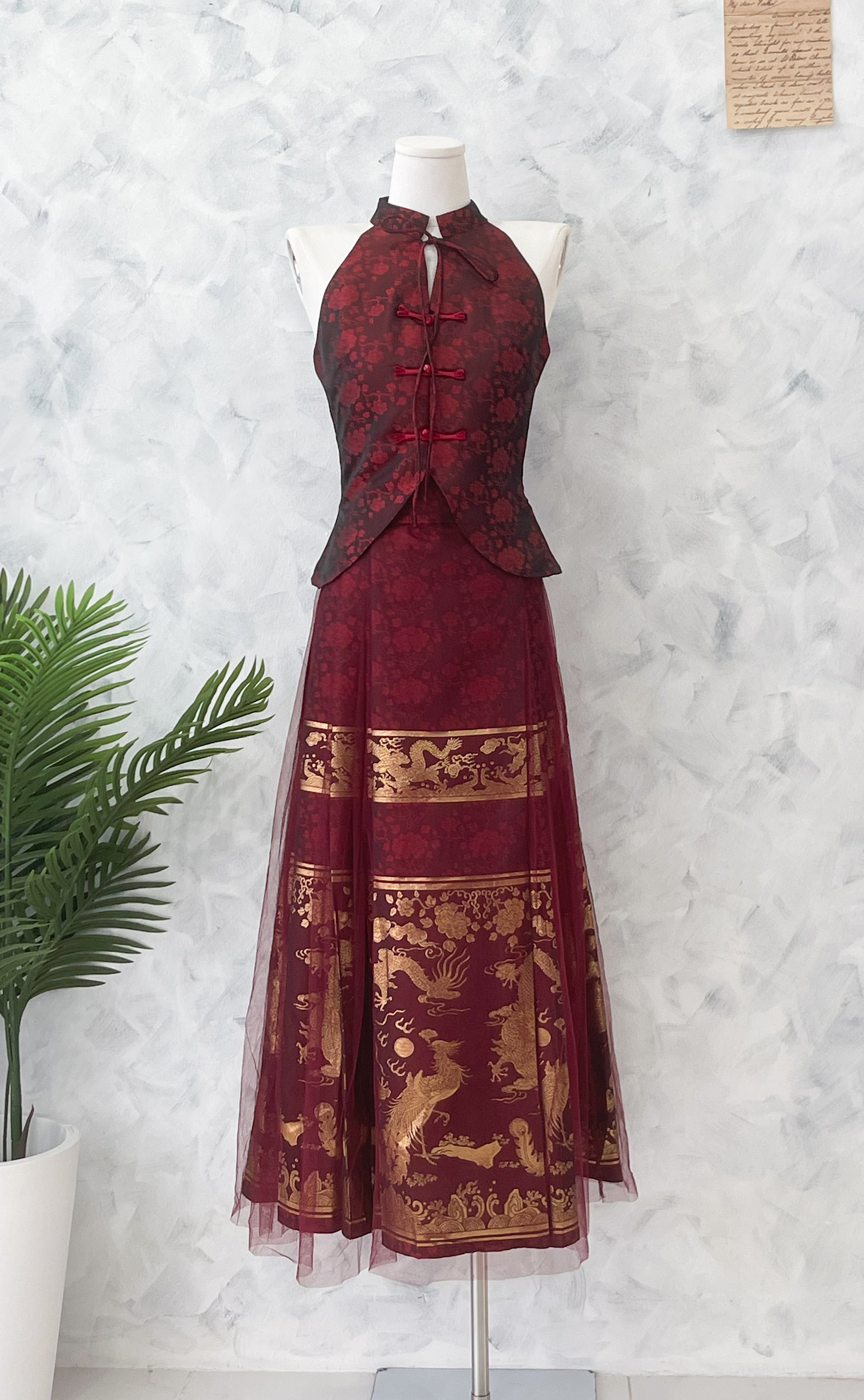 【SS2707】高品质两件式高贵贵气金线龙凤展翔马面裙旗袍套装 缎面无袖旗袍上衣➕高腰百褶马面长裙 ❤️❤️