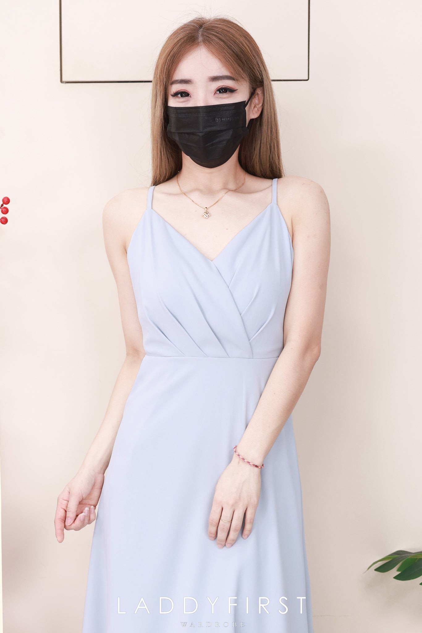 【D6483】高品质V领自调无袖肩带气质浪漫优雅款晚宴连身长裙，有口袋 ❤❤【A-R2-C2】