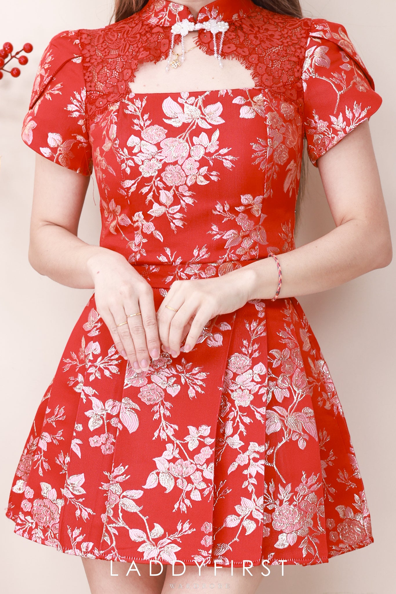 【SS21581 / 37123】高品质两件式新中式提花旗袍套装 泡泡袖提花旗袍上衣➕提花百褶高腰裙子，内层有里布短裤 ❤️❤️