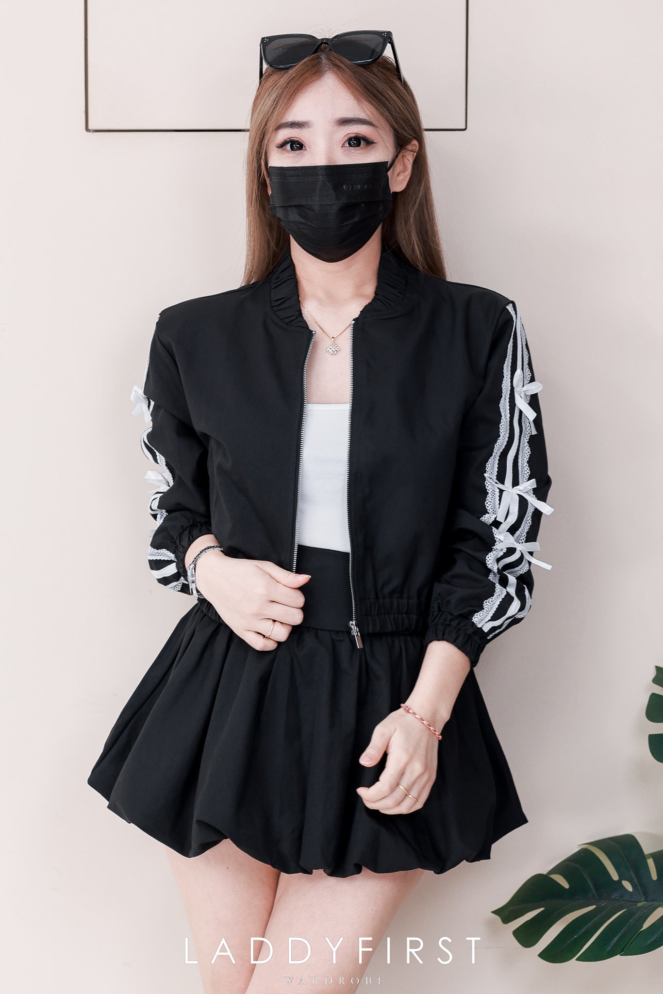 【SS110984】【补厂家现货⚡⚡】高品质两件式拉线设计休闲套装 宽松长袖外套➕ 前后裙内层有里裤高腰百搭花苞裤裙❤️❤️