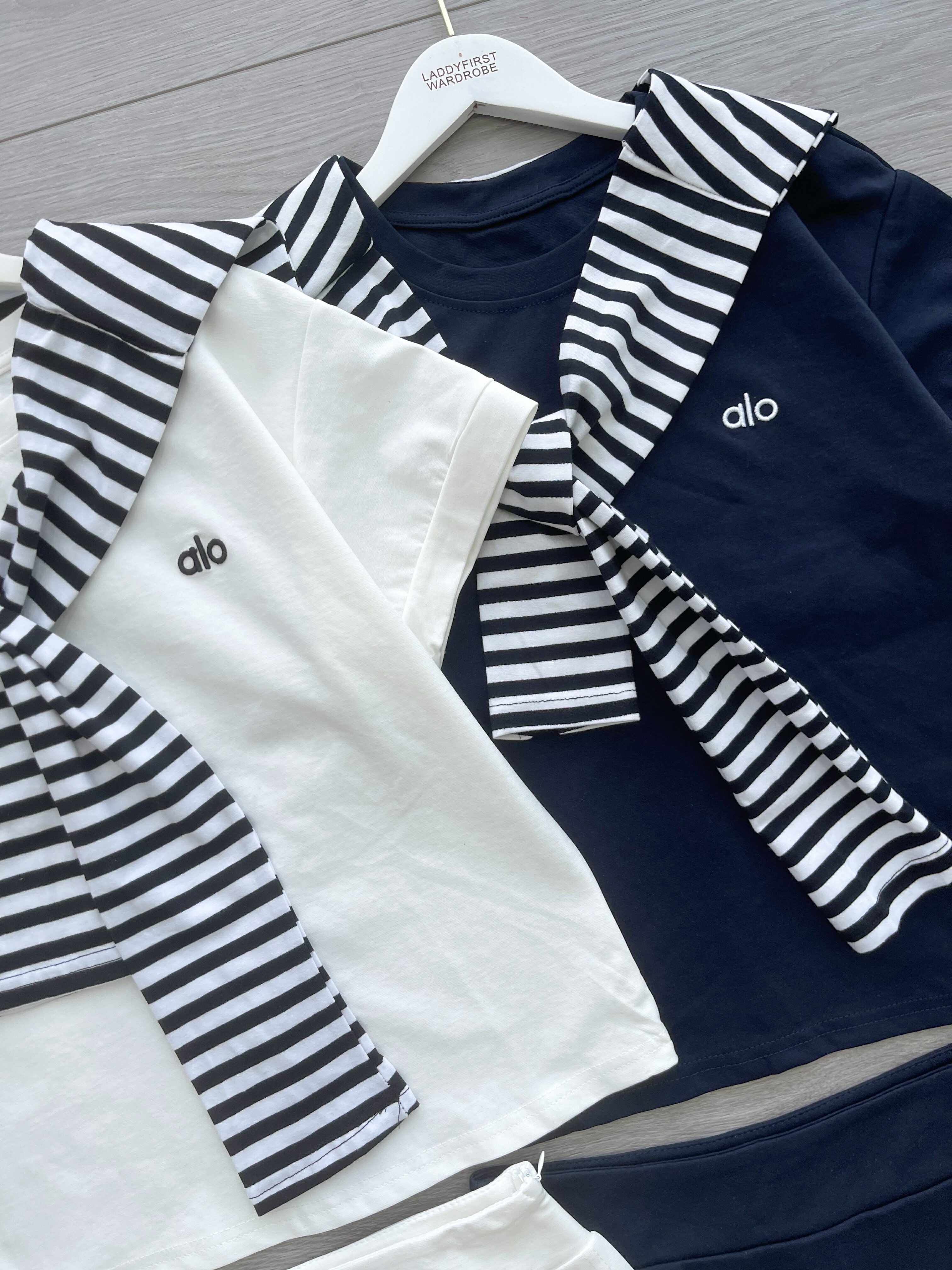 【SS612】高品质三件式韩系学院风时尚套装 宽松百搭上衣➕百搭裤裙，两侧开叉设计 ❤️❤️