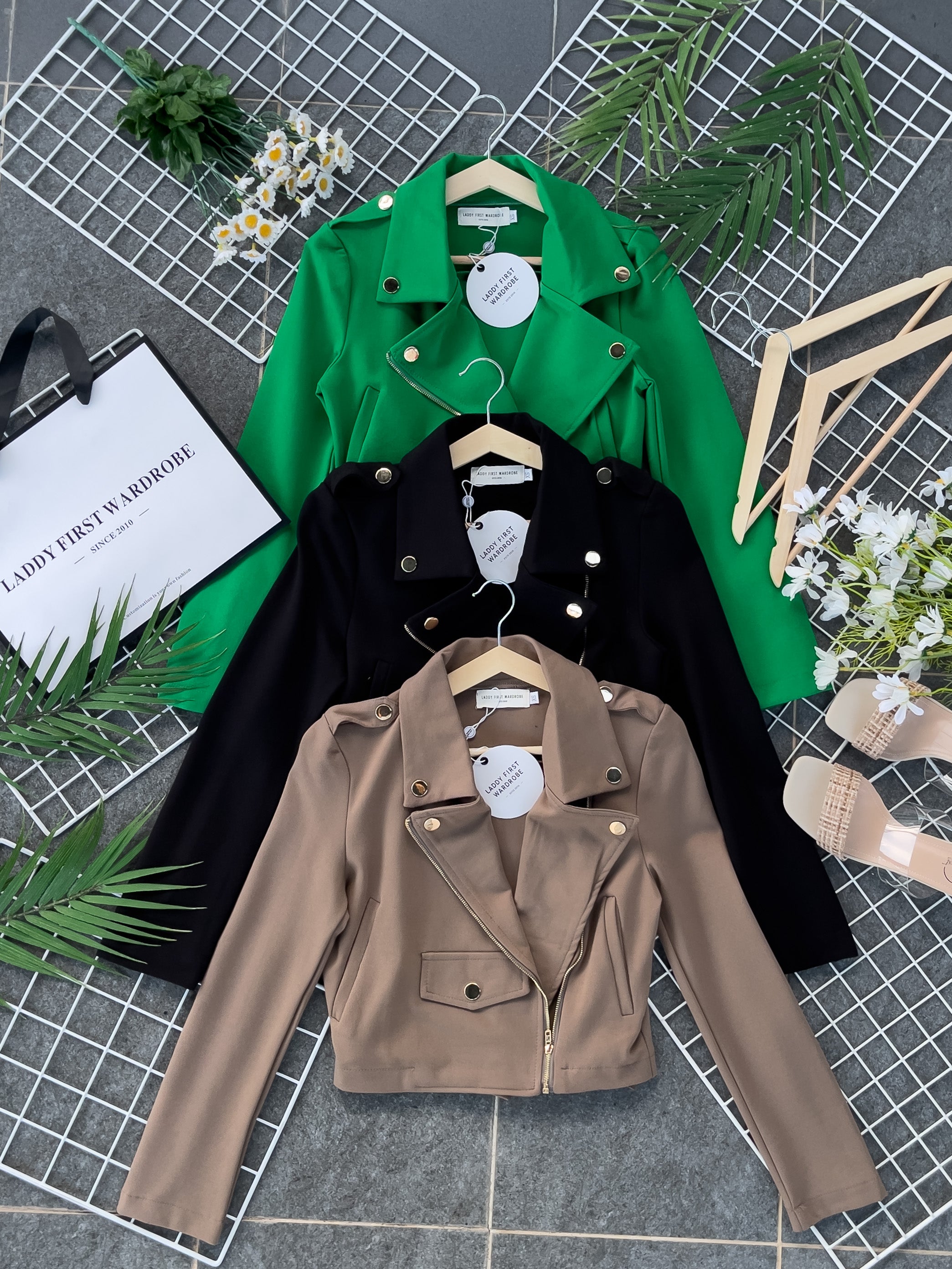 【JK150682】独家爆款气质罗马弹力长袖百搭外套