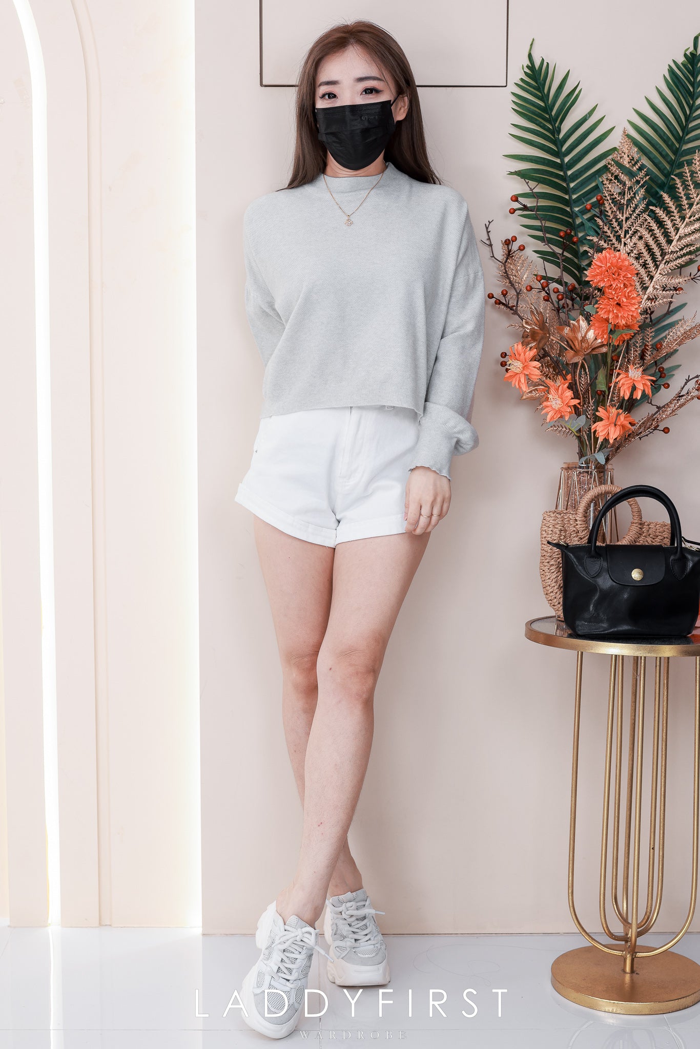 【T82368】高品质韩系款式短版微高领长袖百搭上衣 ❤❤