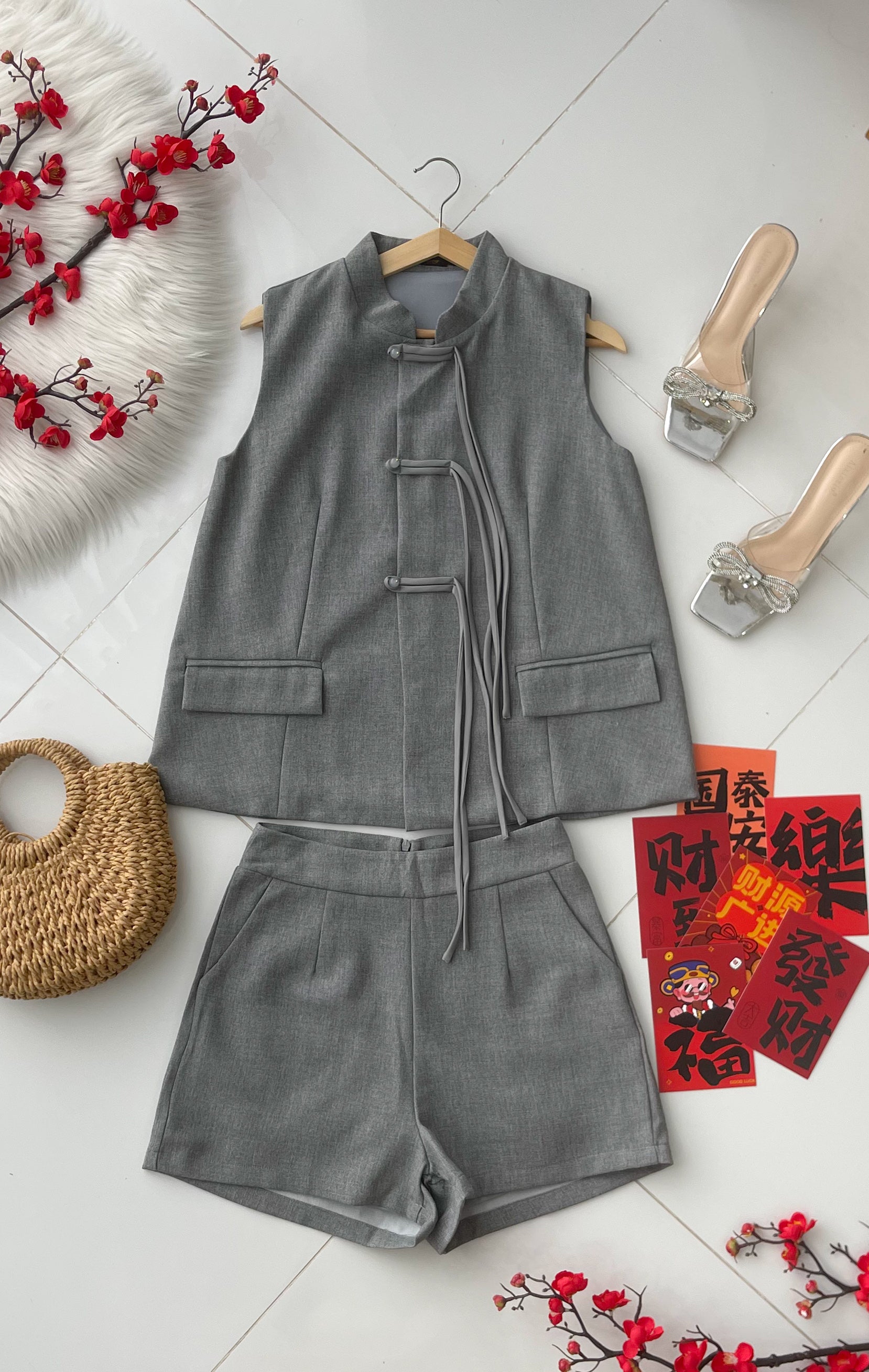 【SS23530】高品质两件式新中式国风马甲式旗袍套装 马甲式宽松版旗袍上衣➕西装高腰百搭短裤，有口袋 ❤️❤️