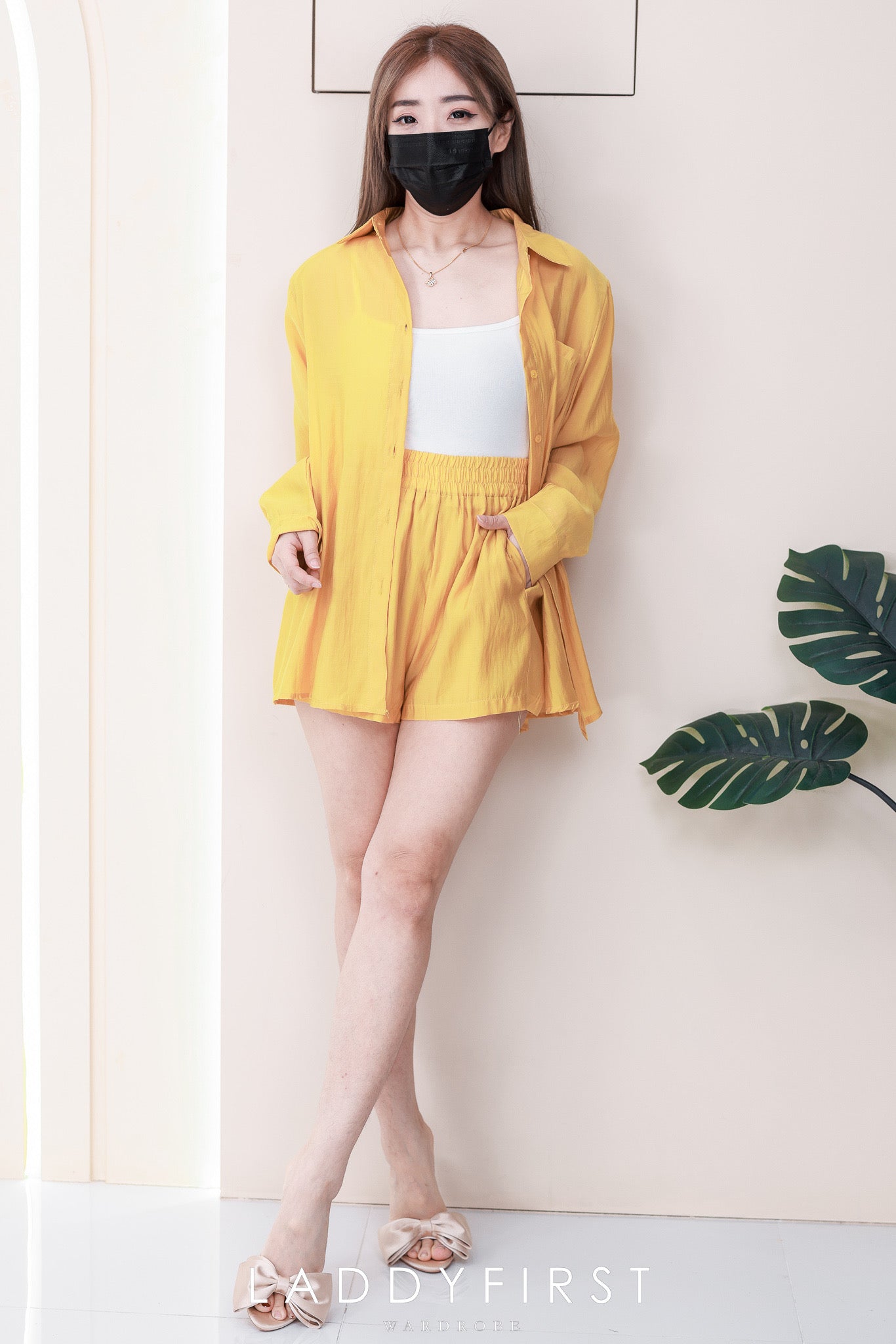 【SS8558】＊推荐款＊高品质两件式衬衫简约休闲套装 ❤️❤️ 翻领长袖上衣，➕松紧腰弹力百搭短裤，有口袋
