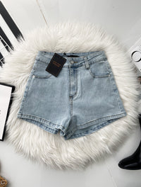【S3520】LFW独家爆款高品质牛仔COTTON JEANS日常简约休闲百搭牛仔高腰短裤，有口袋 ❤️❤️ 【D-R3-C1】