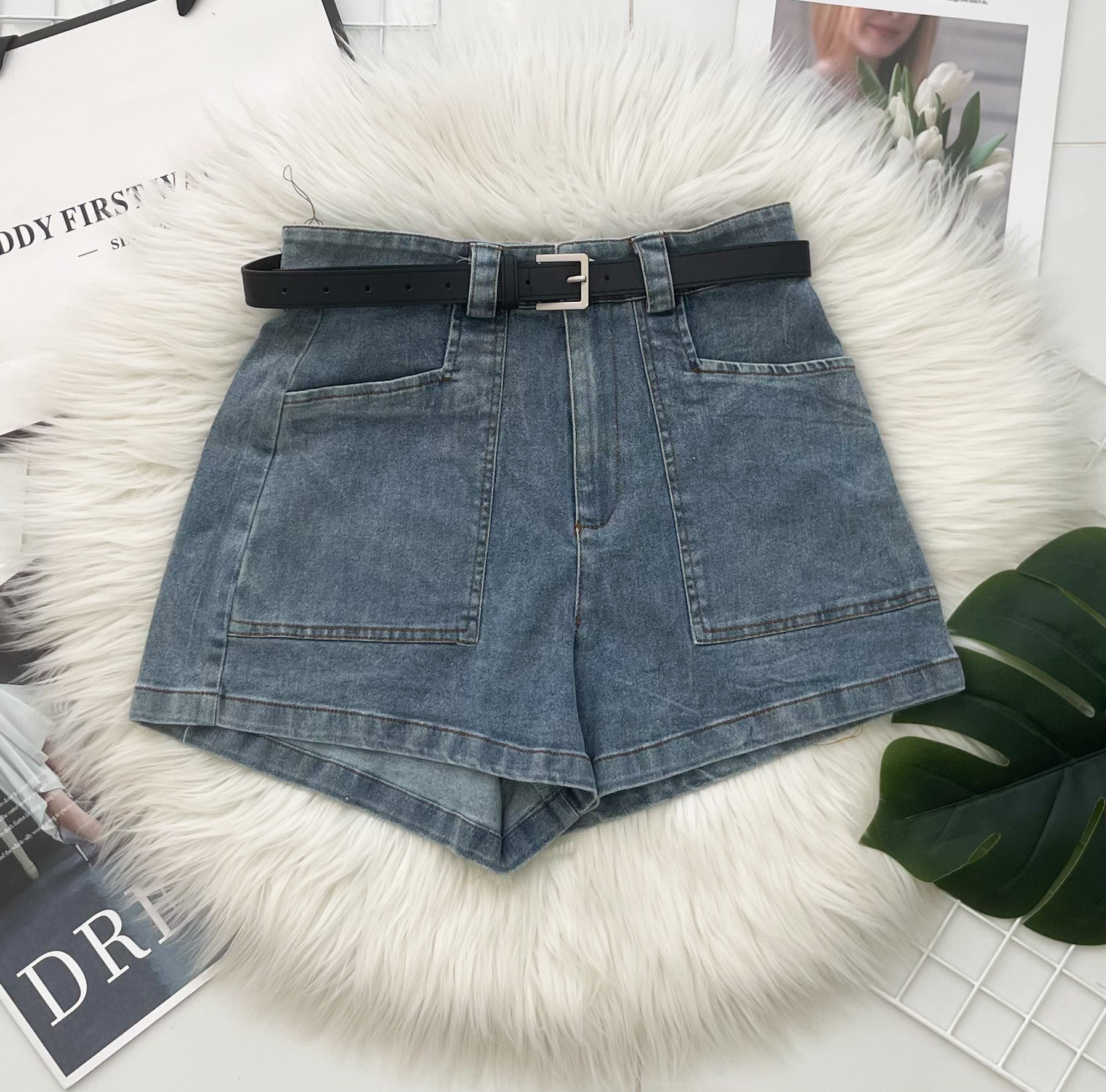 【S4964 / 19690】高品质COTTON JEANS简约日常休闲百搭牛仔长裤，有口袋 配送皮革腰带 ❤️❤️