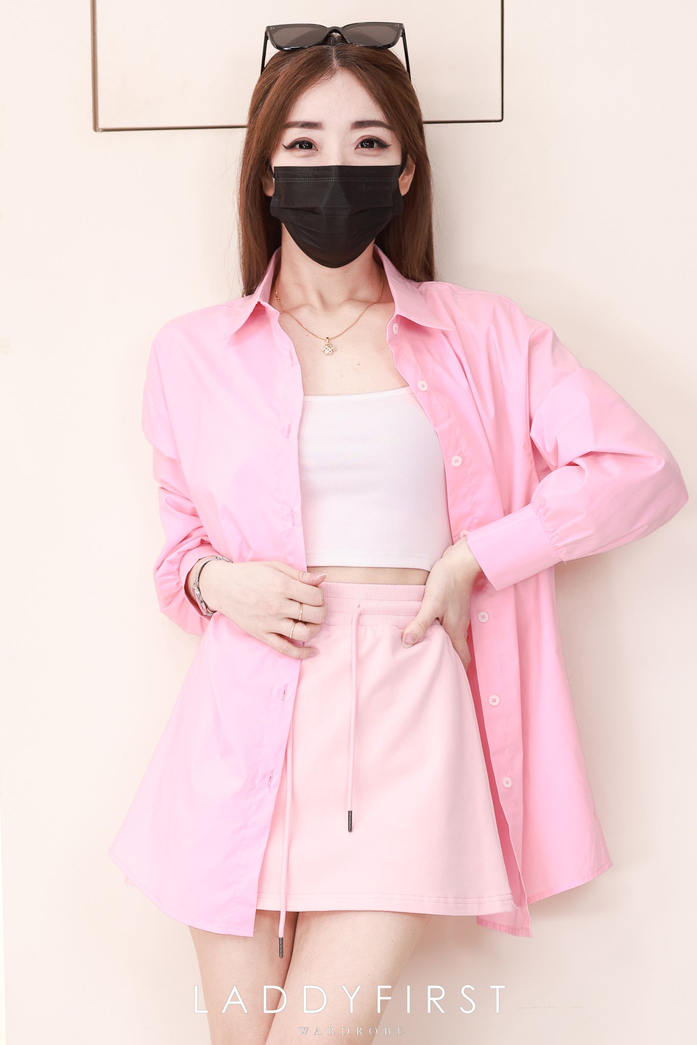 【SS3540】＊高质量套装回馈＊【LFW独家小圆饼】高品质两件式韩式气质感衬衫时尚套装 宽松版翻领长袖衬衫上衣➕卫衣棉松紧腰弹力高腰裙子，内层有里布短裤 ❤️❤️