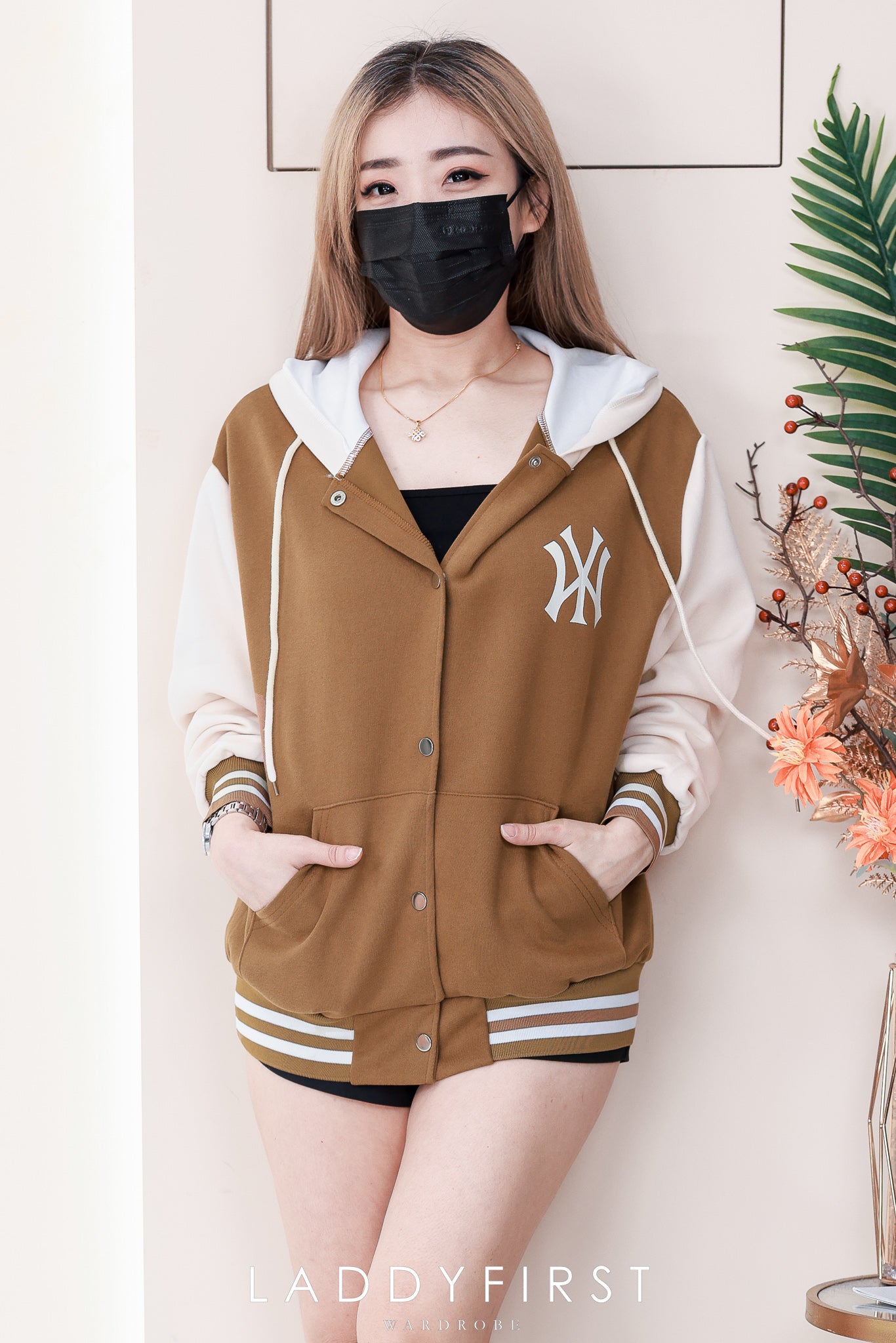 【JK805】高品质气质感撞色系NY连帽长袖卫衣，按扭设计有口袋 ❤❤