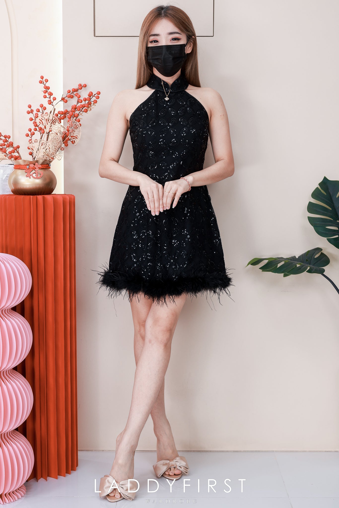 【D25251】高品质高端贵气亮片拼接下摆毛毛CUT IN连身裙子 ❤❤