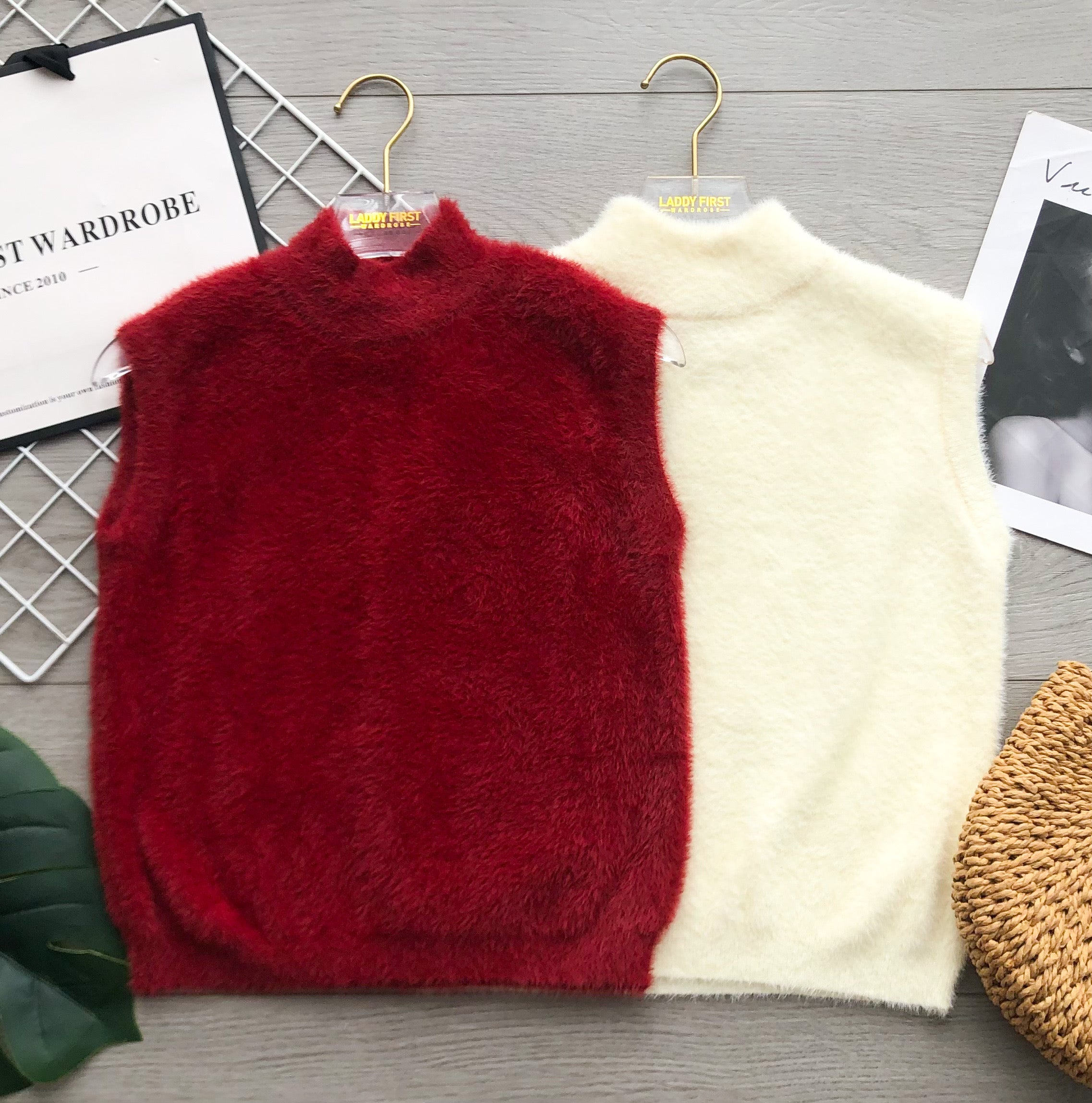 【T7044】高品质微高领针织弹力柔软细腻毛毛无袖上衣 ❤❤