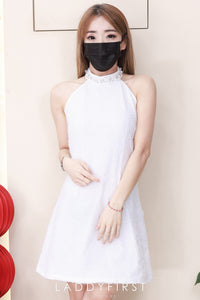 【D8241581】高品质仙气温柔风立体网纱花瓣无袖连身裙子，背面蝴蝶结设计 ❤️❤️ 【A-R2-C1】