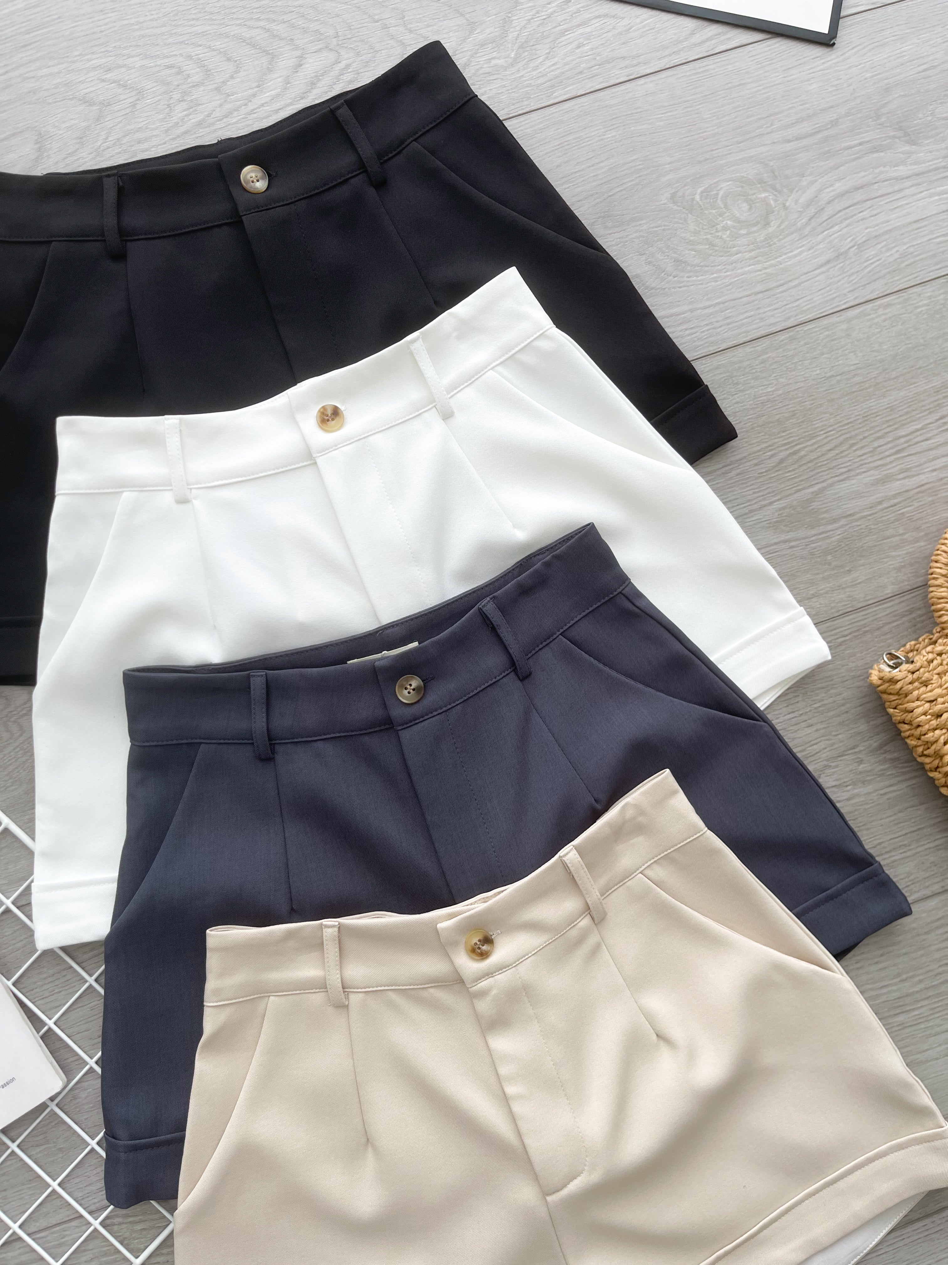 【S82622-1】⚡补货预订款⚡高品质西装极简简约A字百搭高腰短裤，有口袋 ❤️❤️