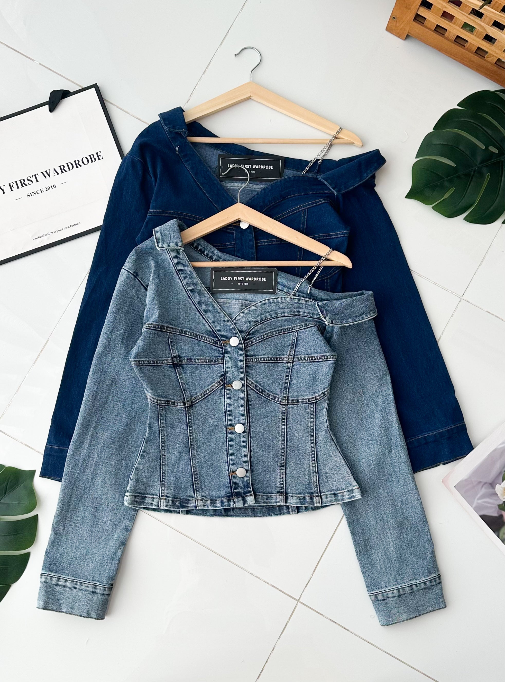 【T7738】高品质爆气感御姐风斜肩长袖牛仔上衣 ❤❤【A-R1-C1】