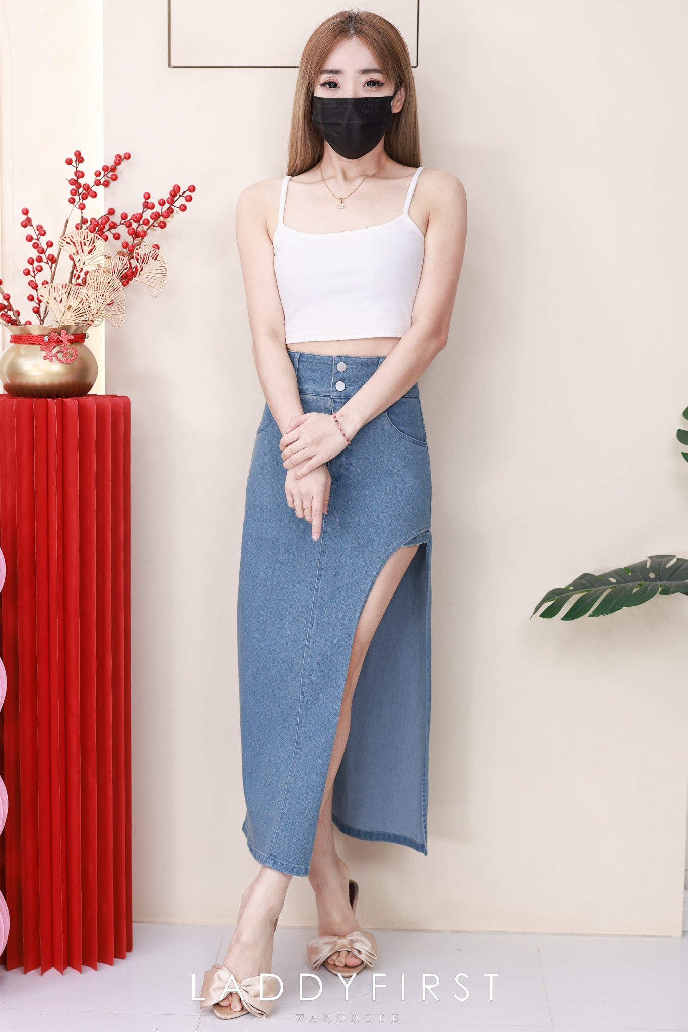 【L5806】高品质韩版COTTON JEANS半边露腿牛仔高腰裙子，内层有短裤，有口袋 ❤️❤️