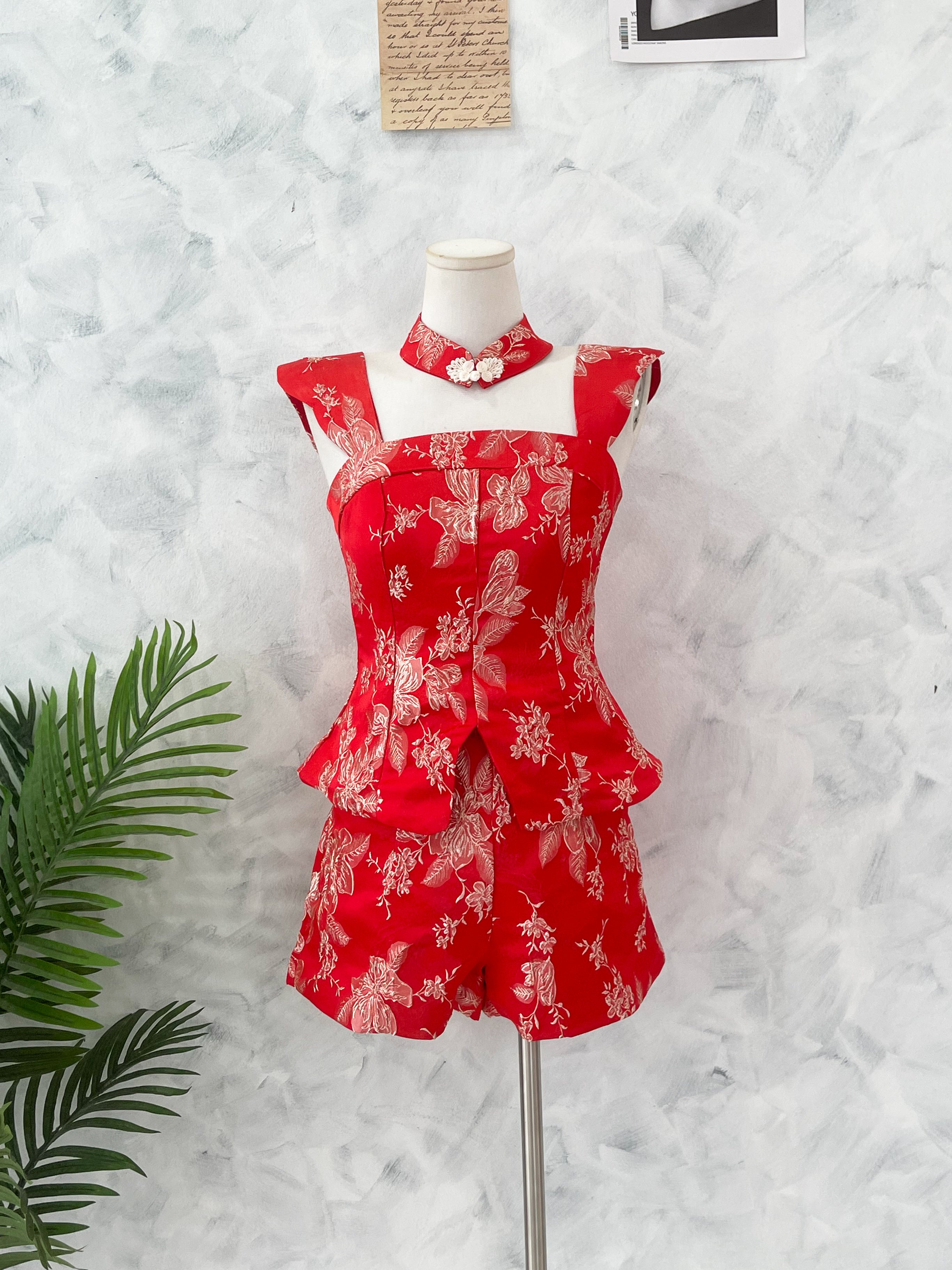 【SS21810 / 37472】高品质两件式高档气质国风新中式提花旗袍套装 无袖肩带旗袍上衣➕提花高腰短裤，有口袋 ❤️❤️