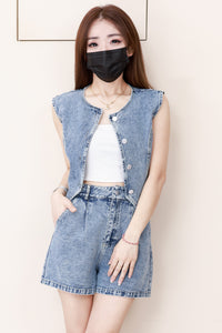【SS2929】高品质简约时尚马甲式牛仔套装 牛仔无袖上衣➕牛仔高腰百搭短裤，有口袋 ❤️❤️