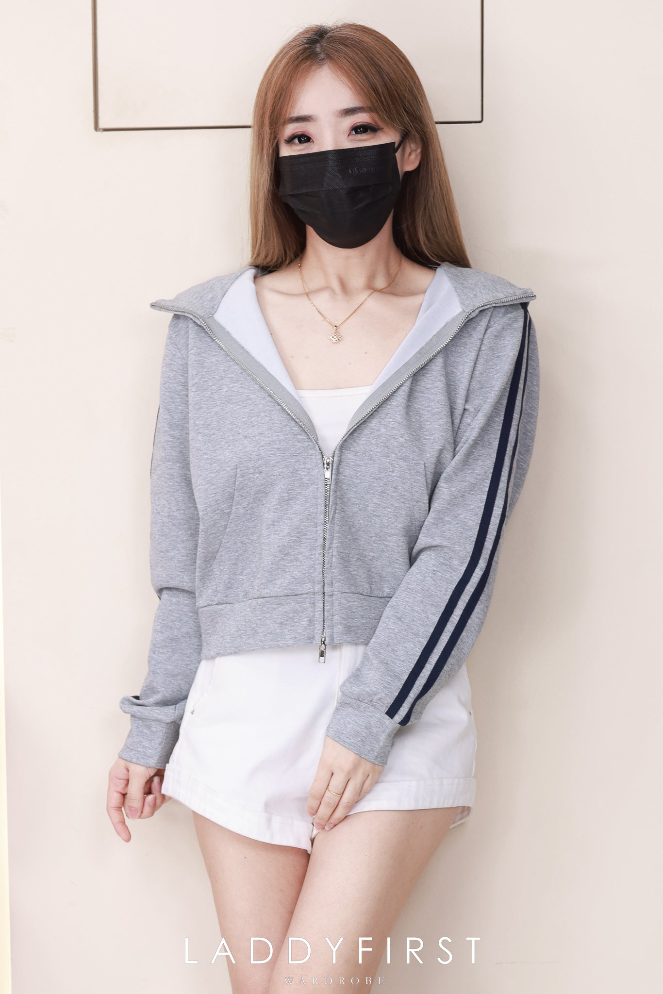 【JK25210】高品质adidas气质感连帽长袖休闲运动外套 ❤❤