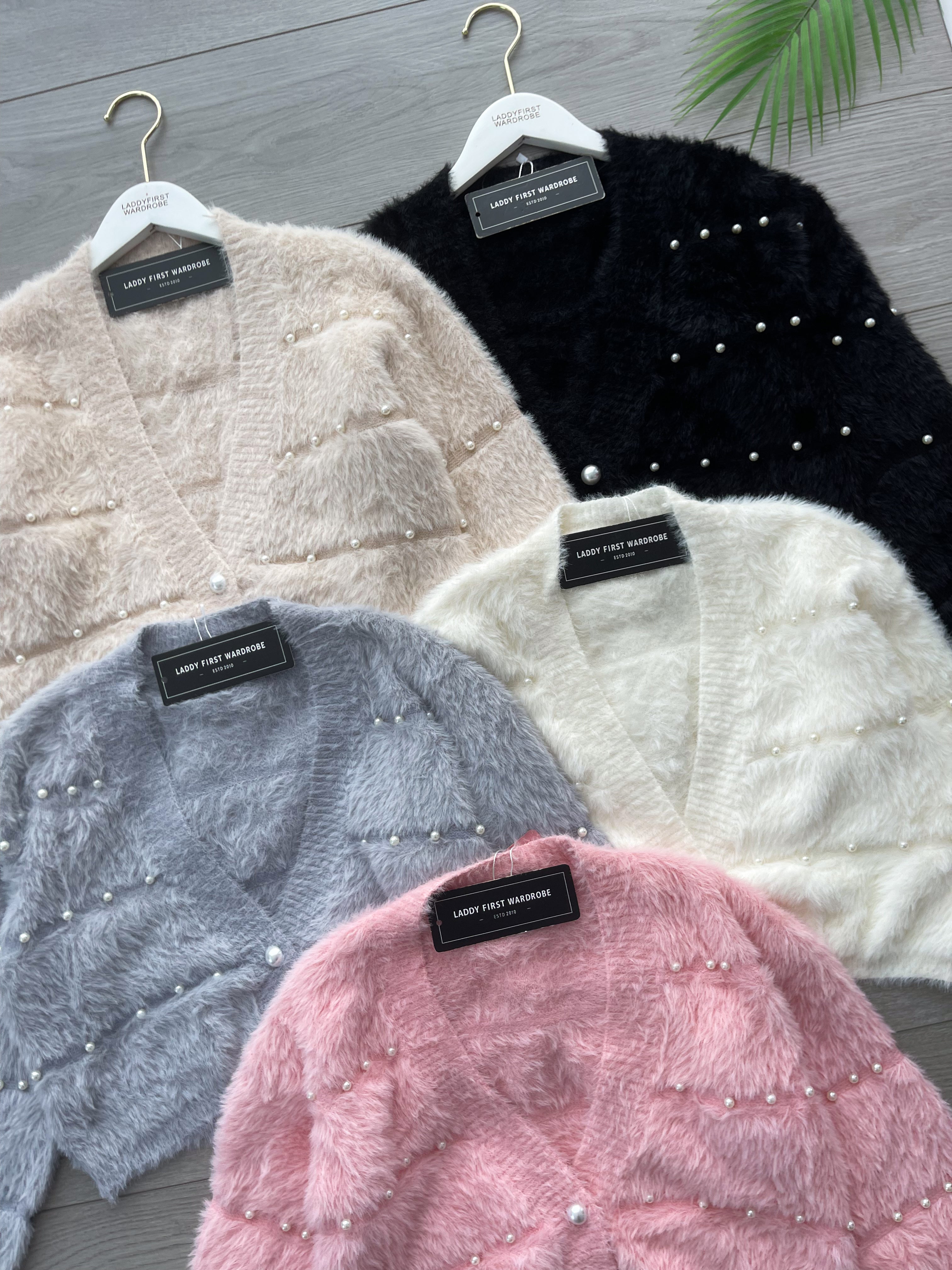 【JK6780】高品质舒服柔软细腻钉珠毛毛长袖外套 ❤❤