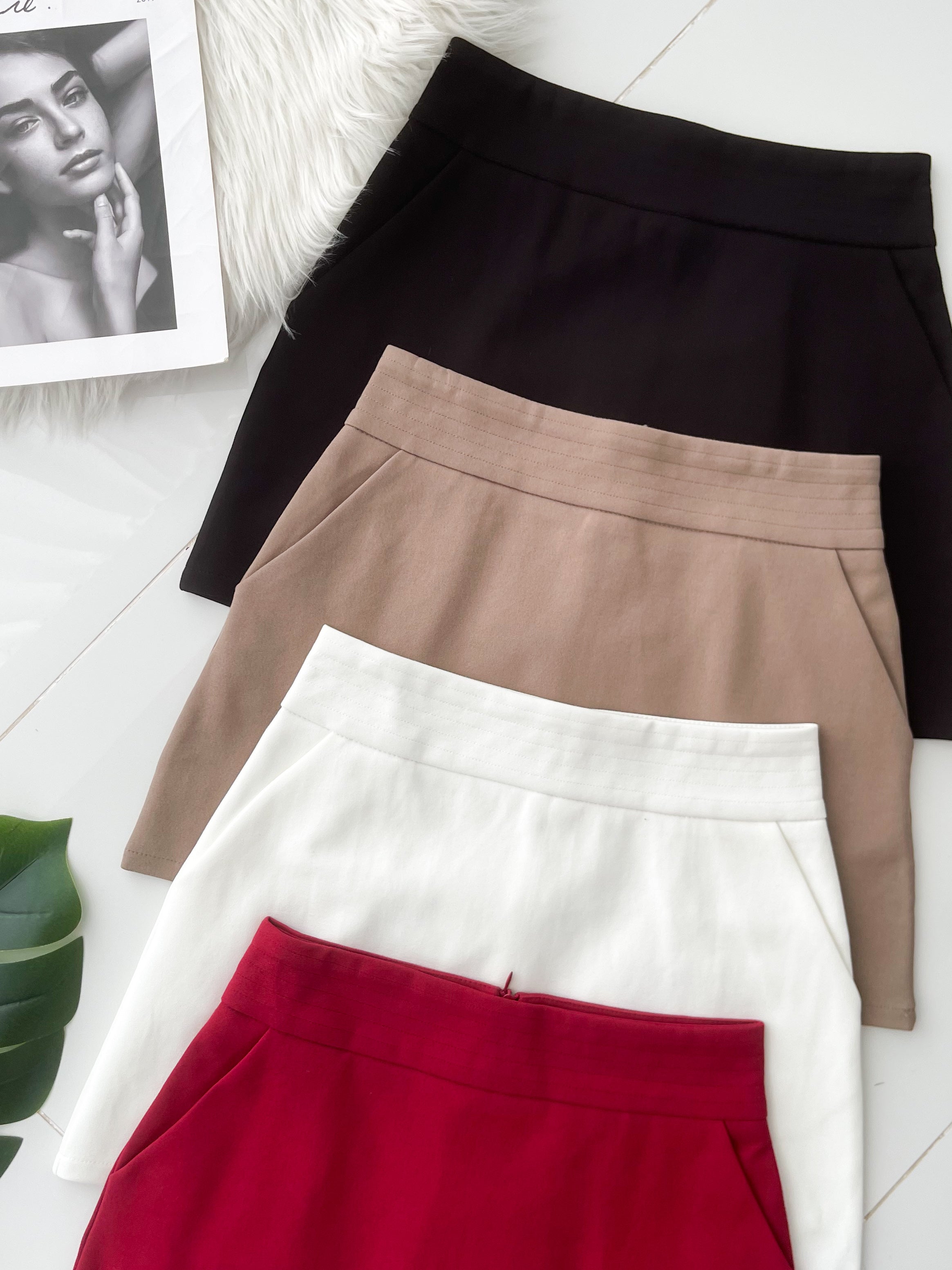 【S50007 / 37611】高品质显腰显瘦简约A字罗马高腰百搭裙子，内层有里布短裤，有口袋 ❤️❤️