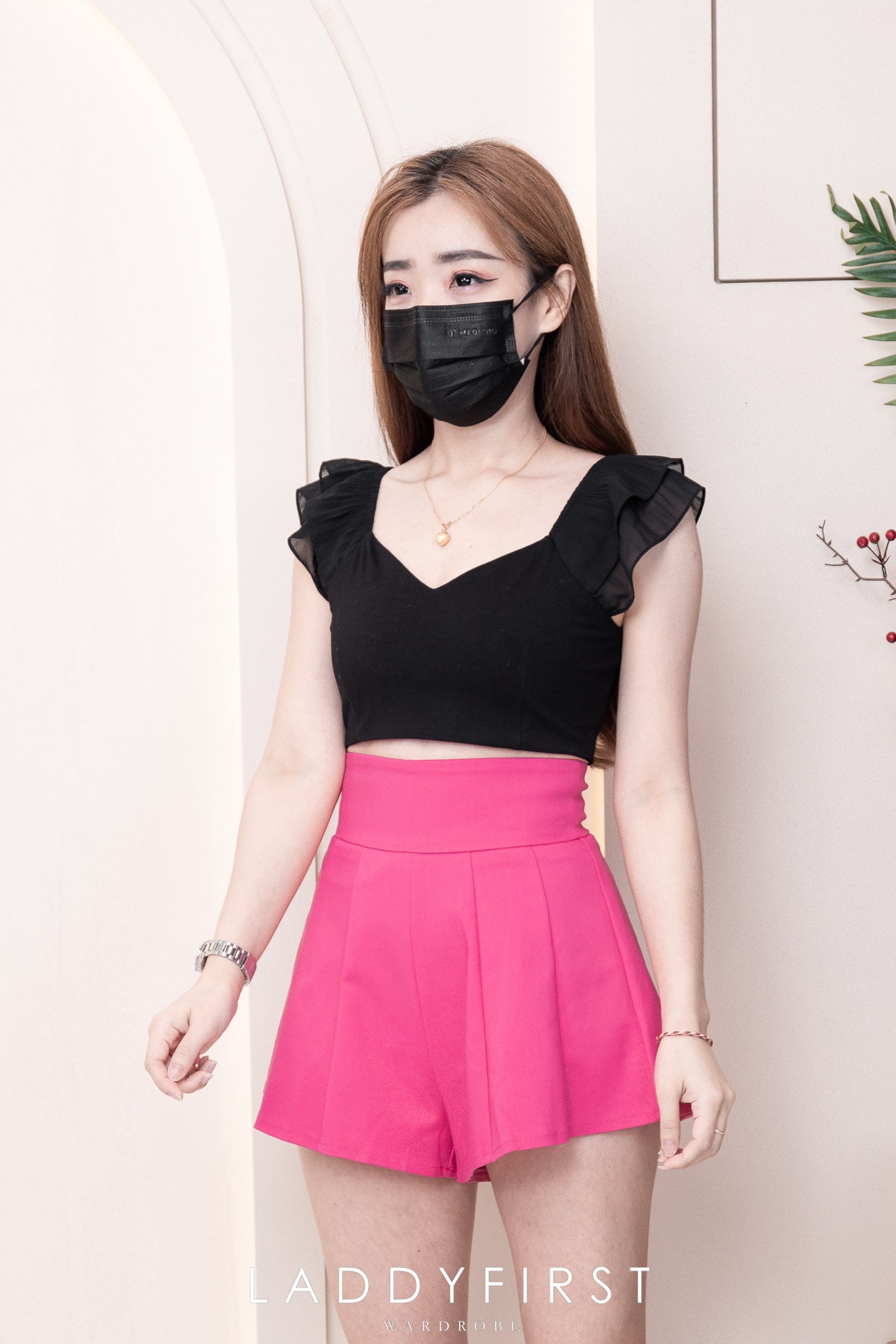【S3380】【LFW独家小圆饼】高品质阔腿蓬蓬百褶显腰西装高腰百搭短裤，内层包臀防走光里布短裤 ❤️❤️