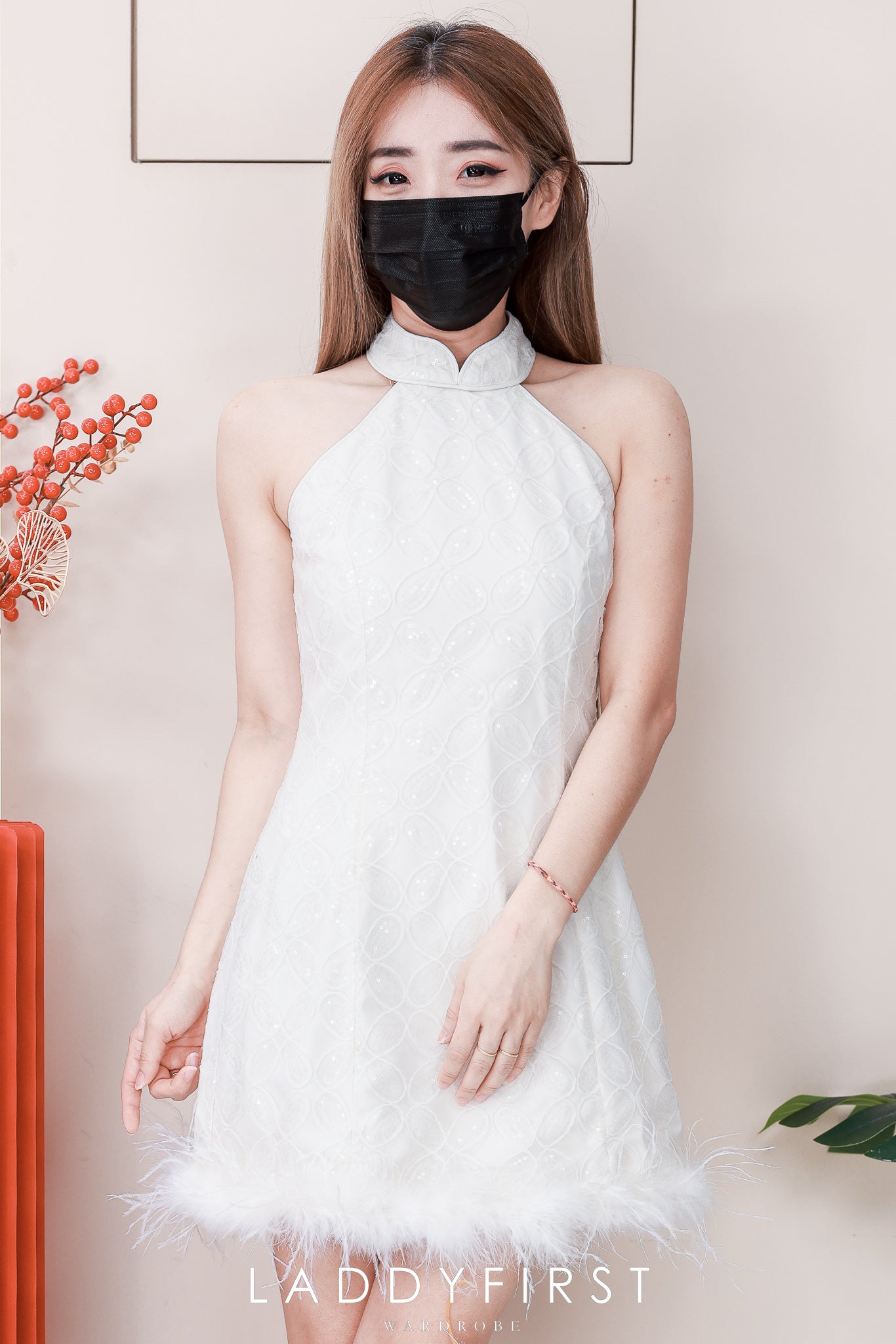 【D25251】高品质高端贵气亮片拼接下摆毛毛CUT IN连身裙子 ❤❤