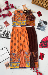【SS6842-1】⚡补货预订款⚡高品质高级感复古BATIK旗袍套装 BATIK无袖旗袍上衣➕开叉边设计高腰BATIK裙子 ❤️❤️