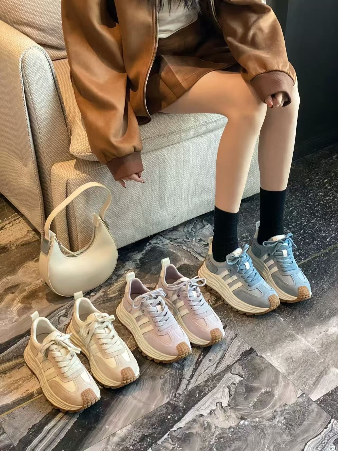 【R5577-1】🔅精选预售款🔅 高质量经典款松糕厚底阿甘鞋子 ❤️