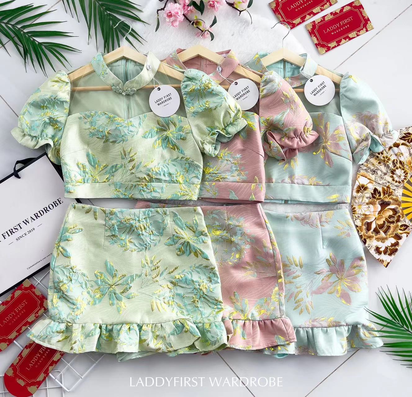 【SS3386-2】【LFW独家小圆饼】高品质两件式提花旗袍套装 泡泡袖提花拼接网纱旗袍上衣➕荷叶摆提花高腰裙子，内层有里布短裤 ❤️❤️