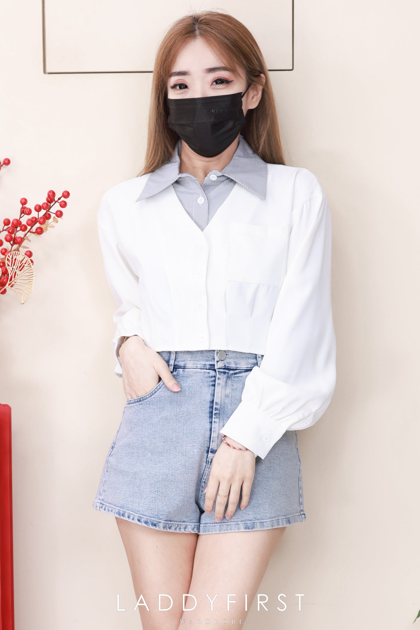 【S5776】高品质COTTON JEANS日常简约款牛仔高腰百搭短裤，有口袋 ❤️❤️