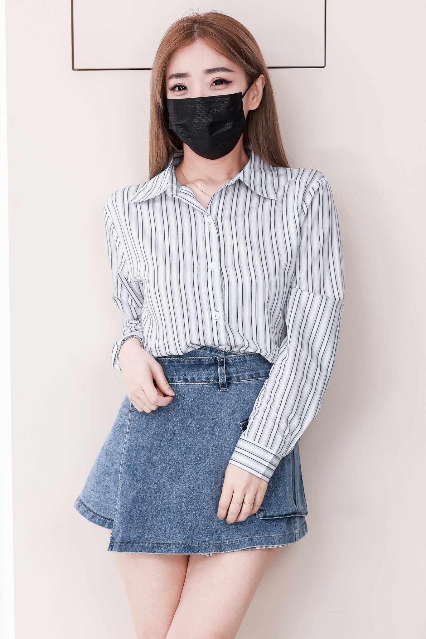 【SS121502】高品质两件式韩版简约休闲套装 翻领长袖线条衬衫上衣➕牛仔高腰百搭裙子，有口袋 ❤️❤️
